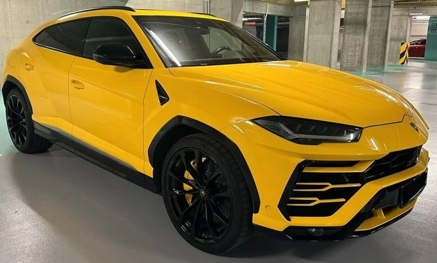 Lamborghini Urus 4.0 V8 Aut. Amarillo - 2
