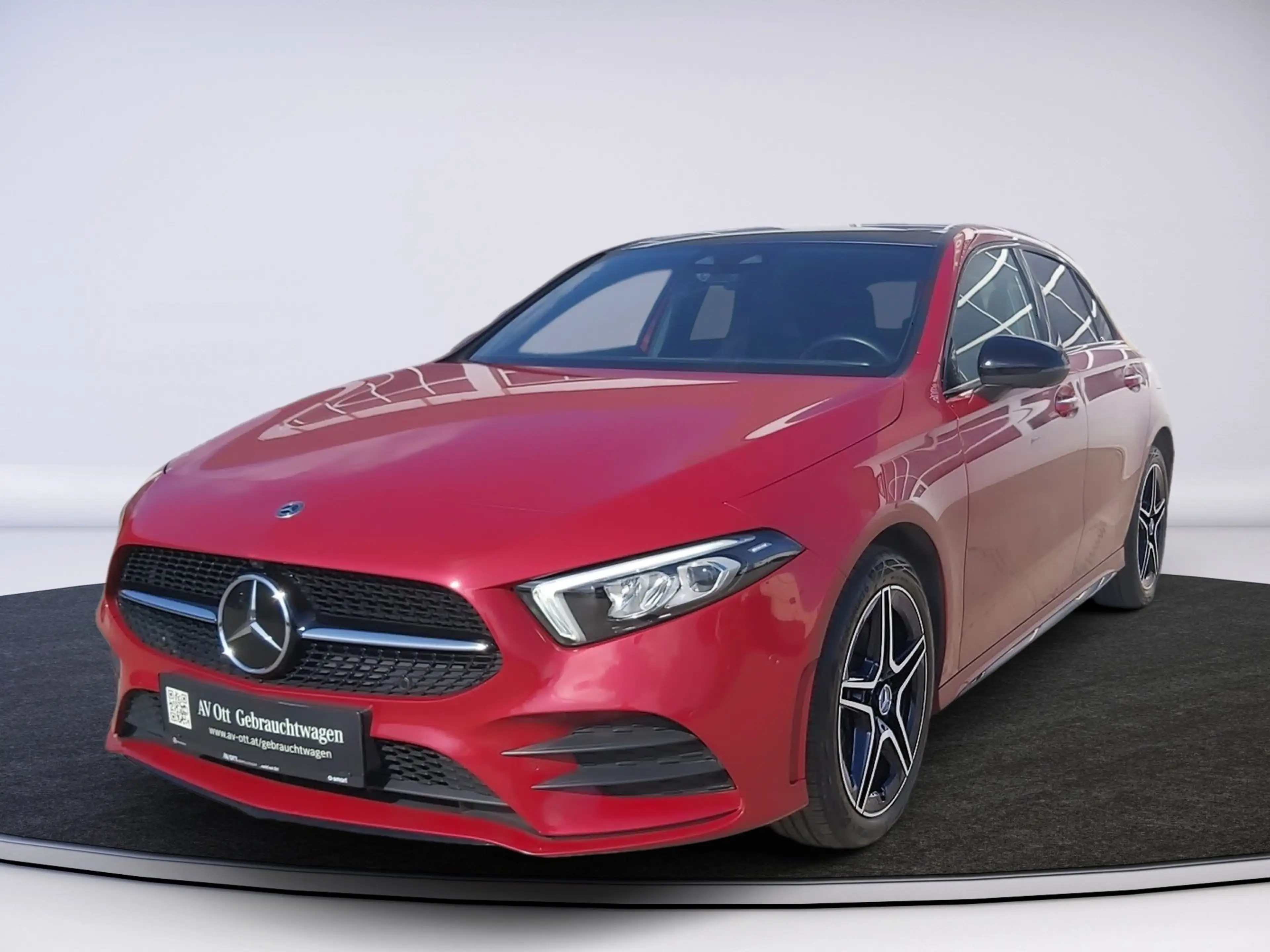 Mercedes-Benz A 250 e AMG-Night-Line — photo 3