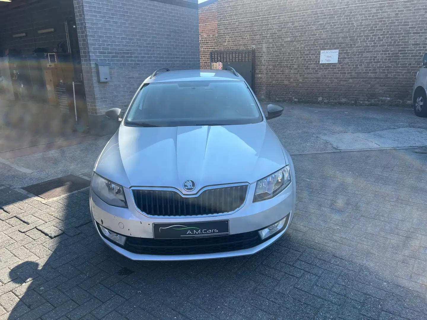 Skoda Octavia Octavia SW 1.6 CR TDi Elegance Grau - 1