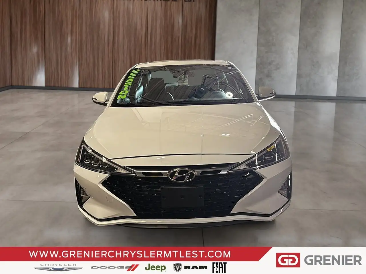 Hyundai ELANTRA снимка Hyundai ELANTRA