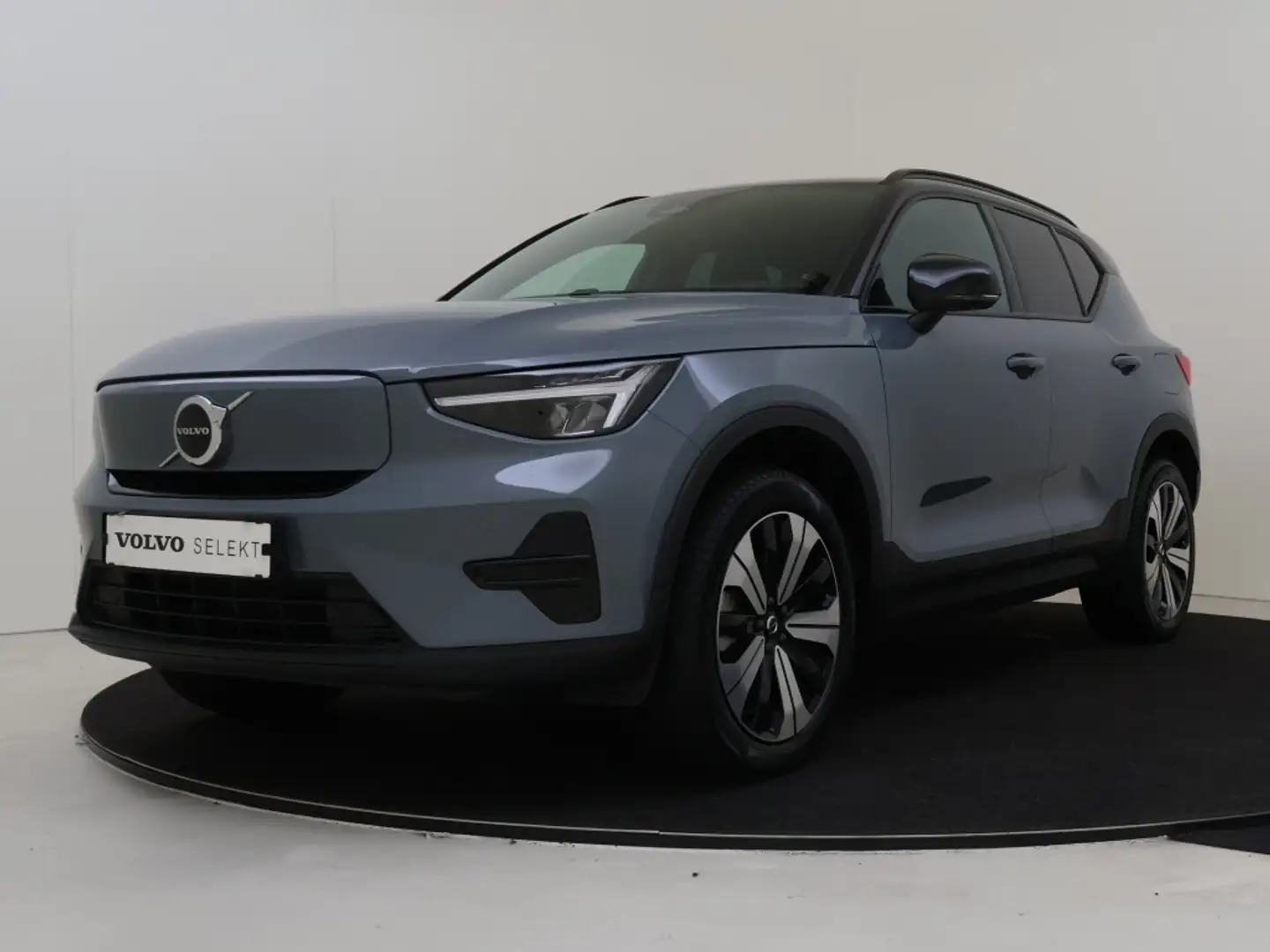 Volvo XC40 Recharge Core 70 kWh | Apple/Android | Thunder Gre Gris - 1