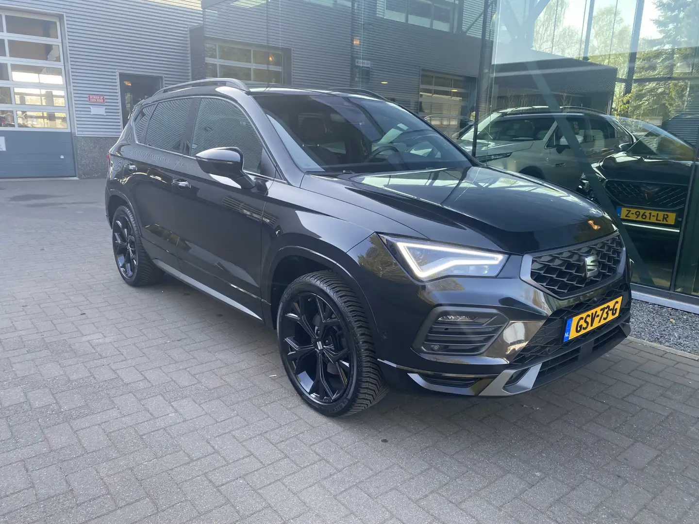 SEAT Ateca 2.0 TSI 4Drive FR Business Intense Noir - 2