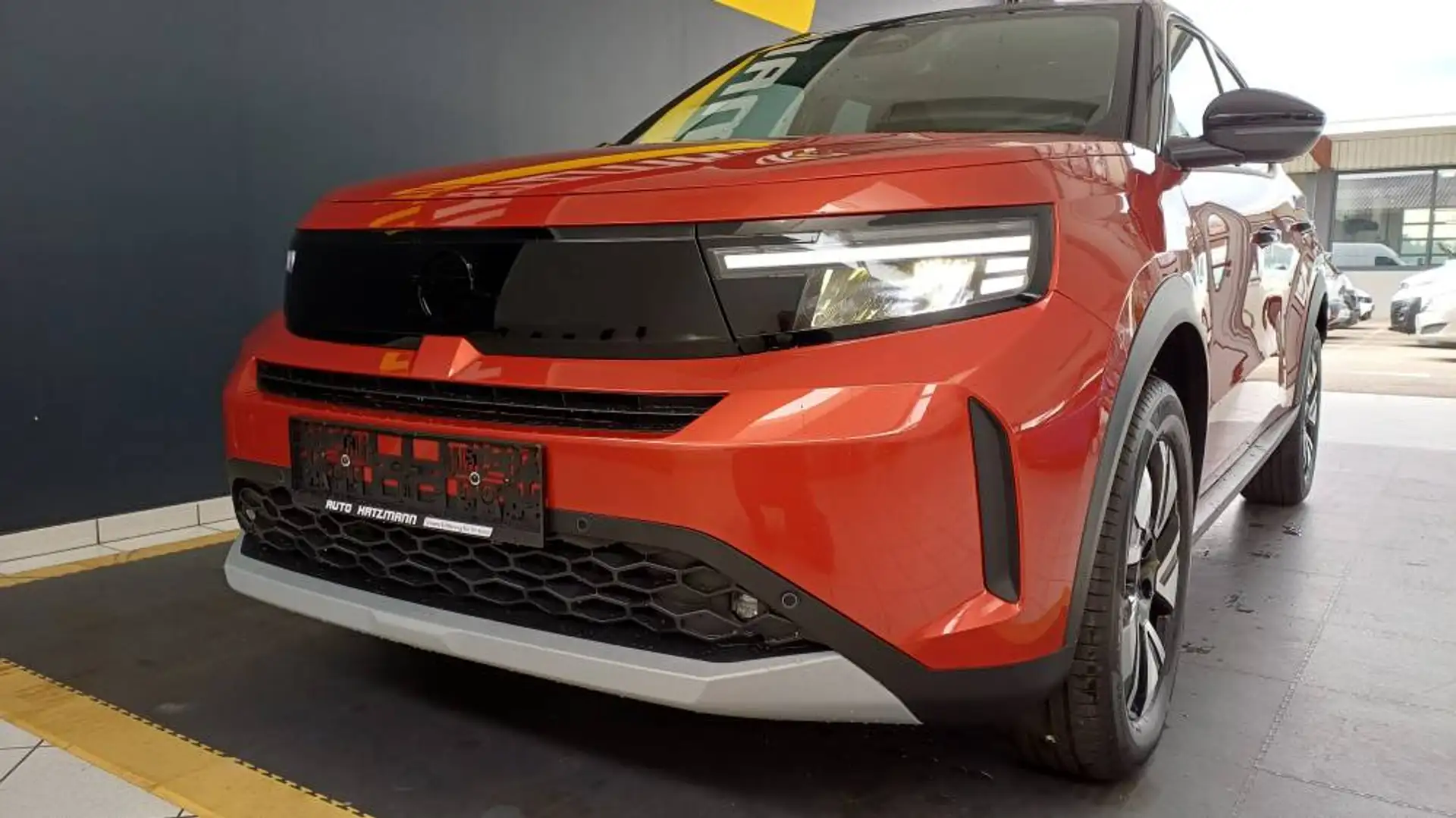 Opel Frontera FRONTERA GS-Line MHEV 1,2 110PS 6G Automatik Orange - 2