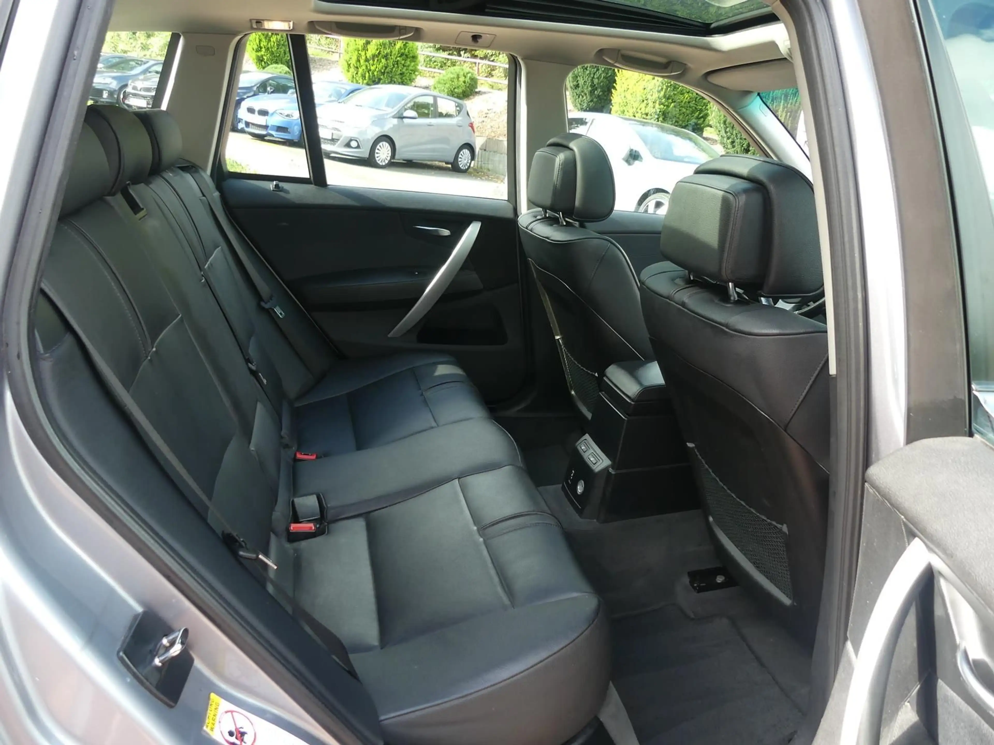 BMW X3 *2.0i*Allrad*Leder*Klima*SHZ*Xenon*PDC*Pano — photo 14