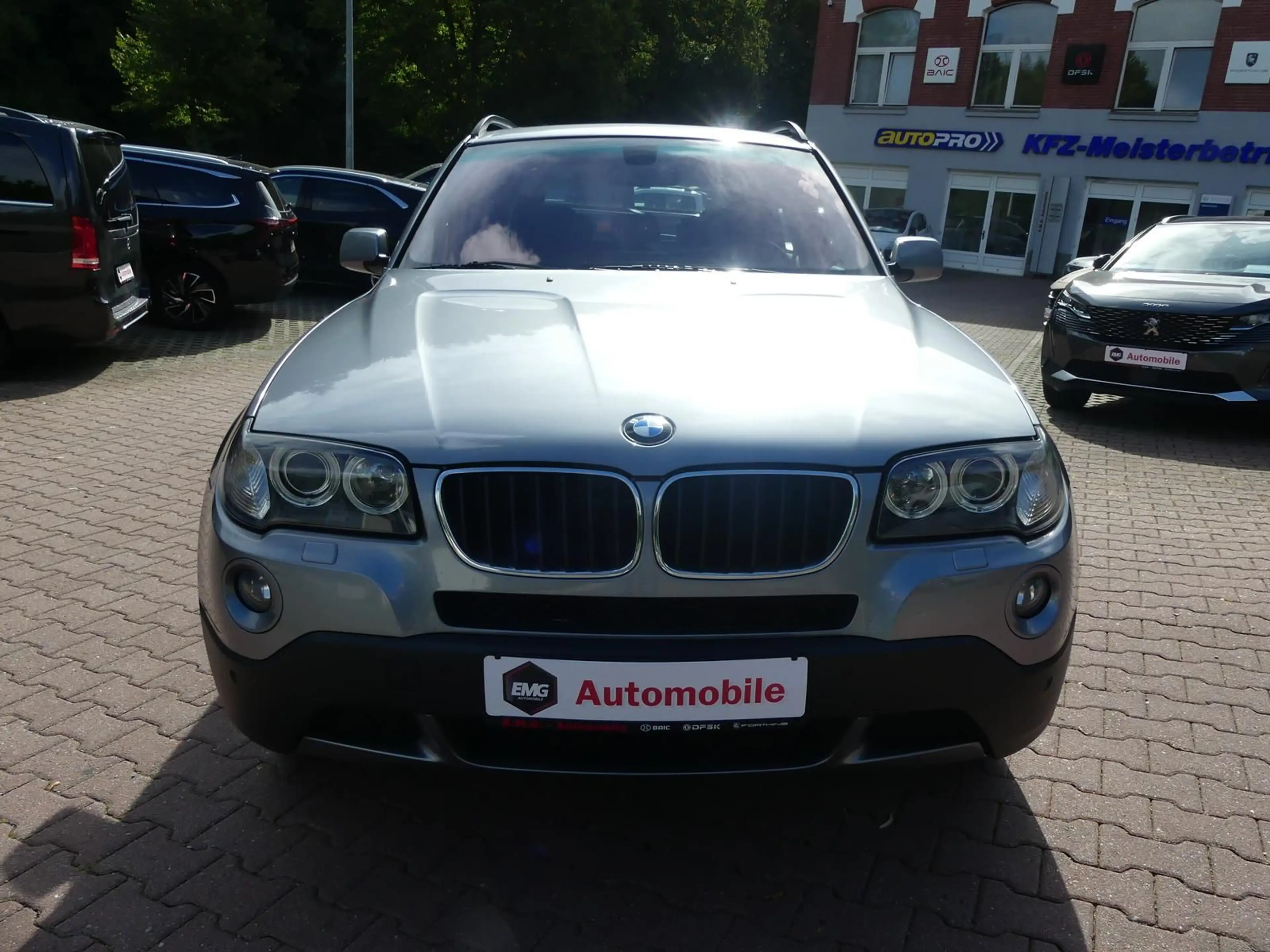 BMW X3 *2.0i*Allrad*Leder*Klima*SHZ*Xenon*PDC*Pano — photo 2