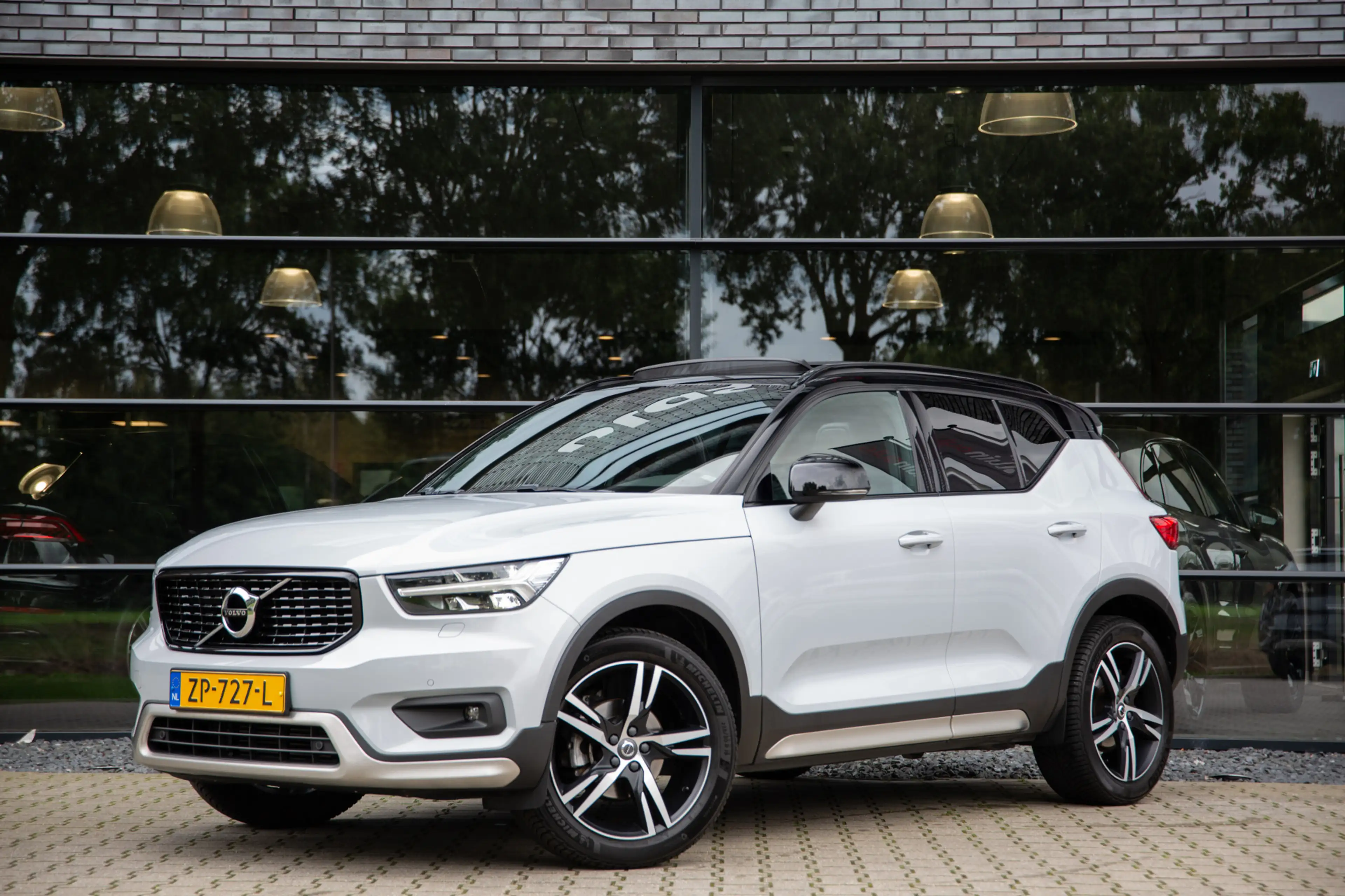 Volvo XC40 1.5 T3 R-Design , Carplay, Adap. cruise, Panoramad — photo 7