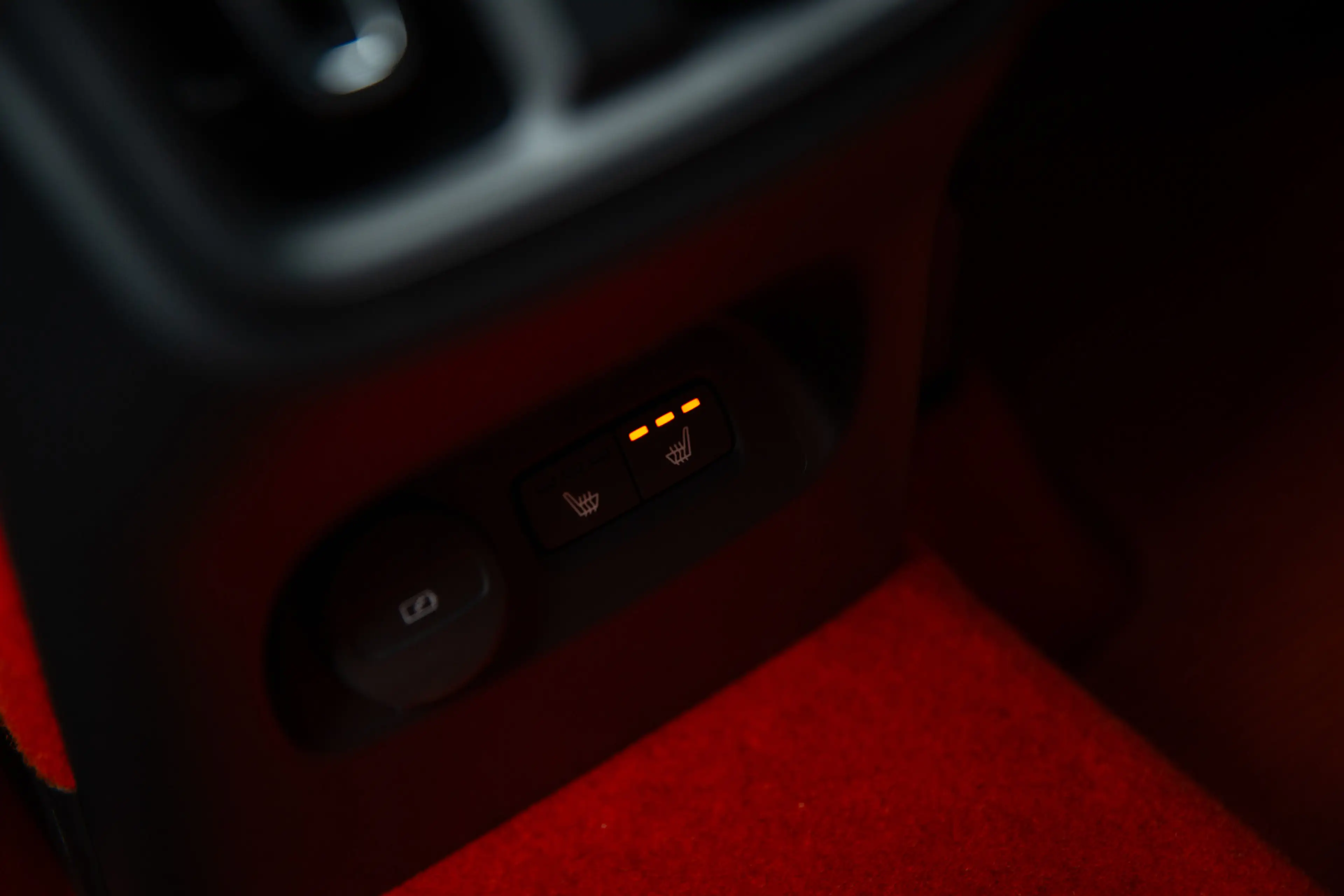 Volvo XC40 1.5 T3 R-Design , Carplay, Adap. cruise, Panoramad — photo 11