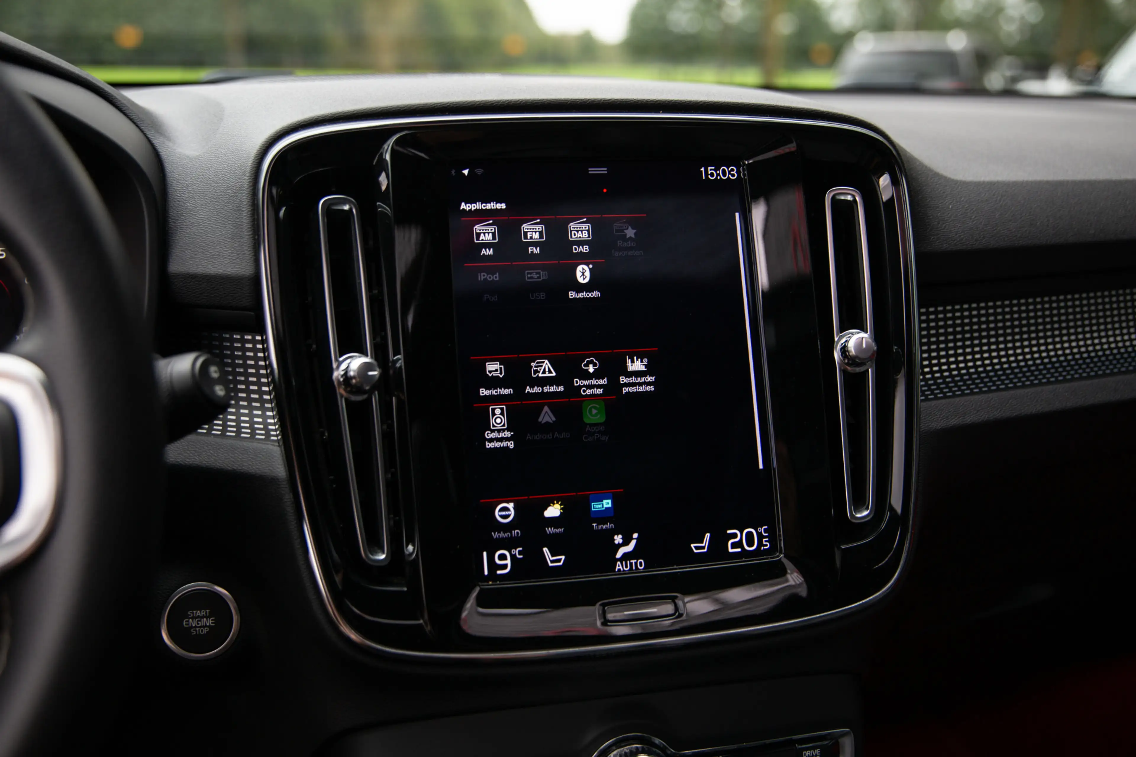 Volvo XC40 1.5 T3 R-Design , Carplay, Adap. cruise, Panoramad — photo 25