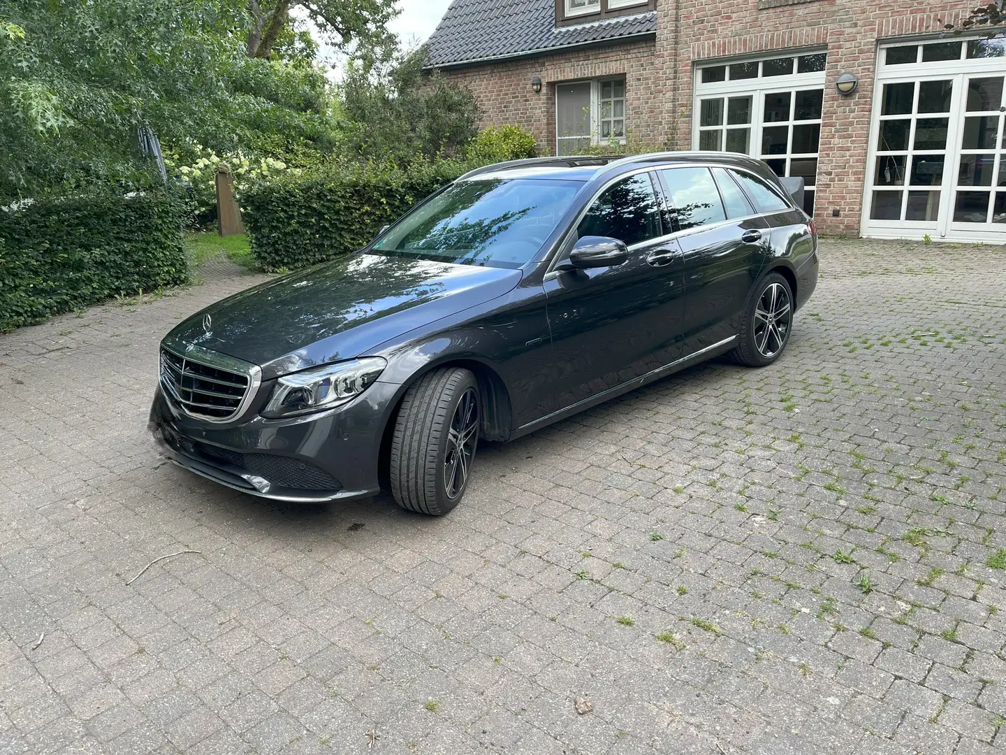 Mercedes-Benz C 300 C 300 e T 9G-TRONIC Exclusive Czarny - 1