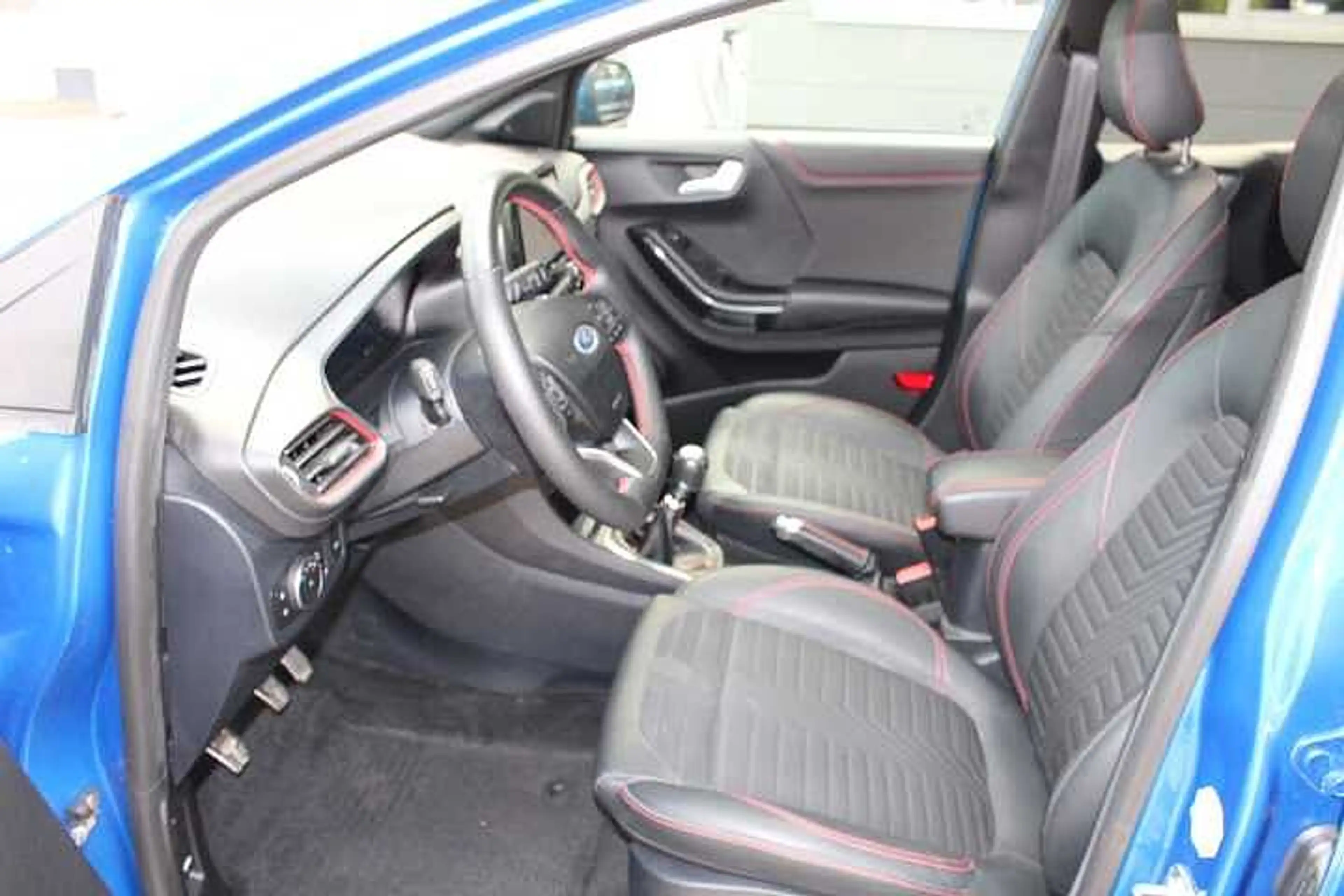Ford Puma ST-LINE X PANO-DACH NAVI — photo 5