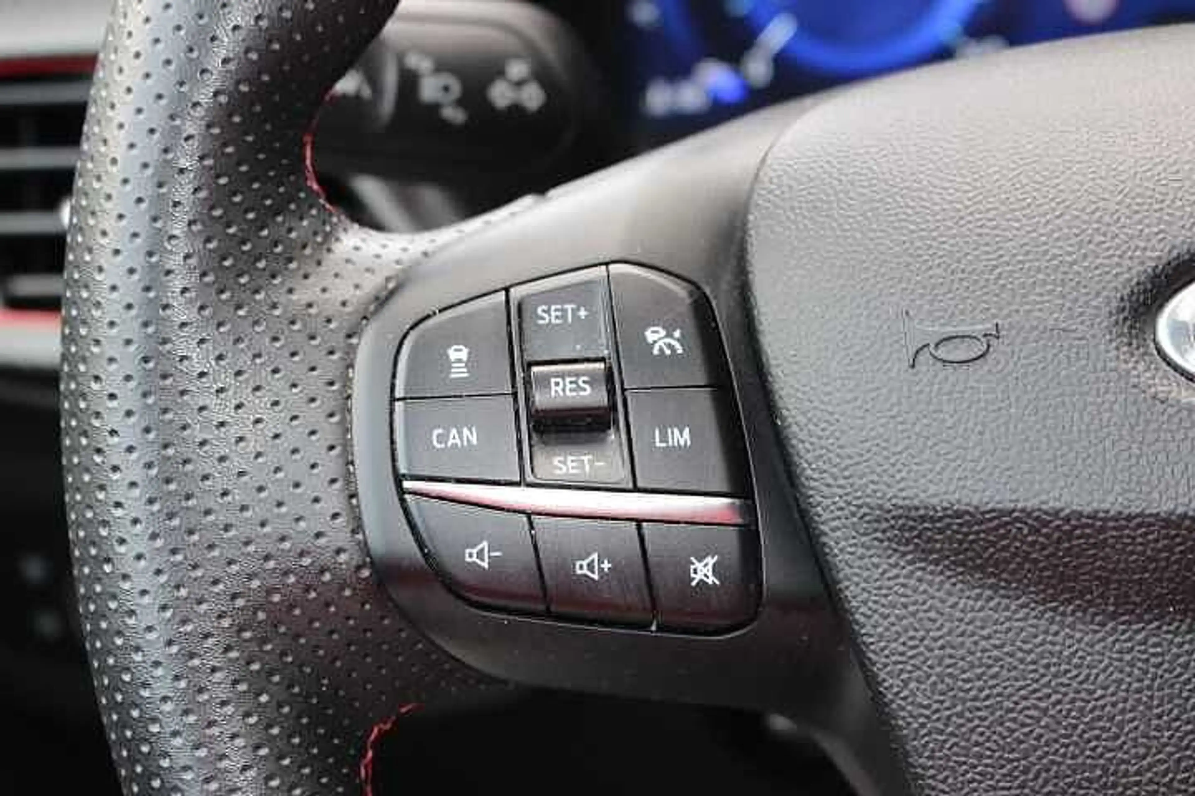 Ford Puma ST-LINE X PANO-DACH NAVI — photo 17