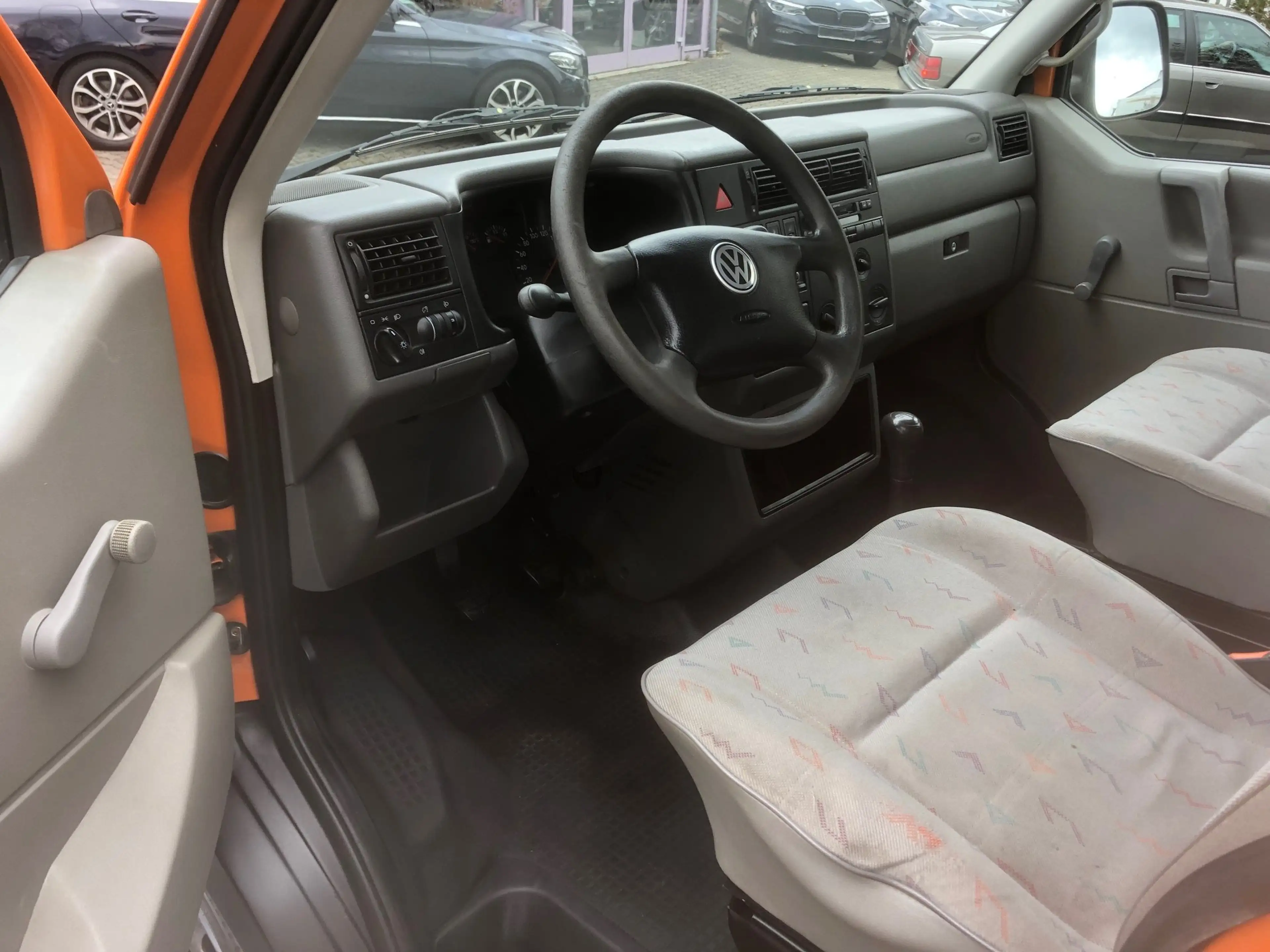 Volkswagen T4 lang — photo 5