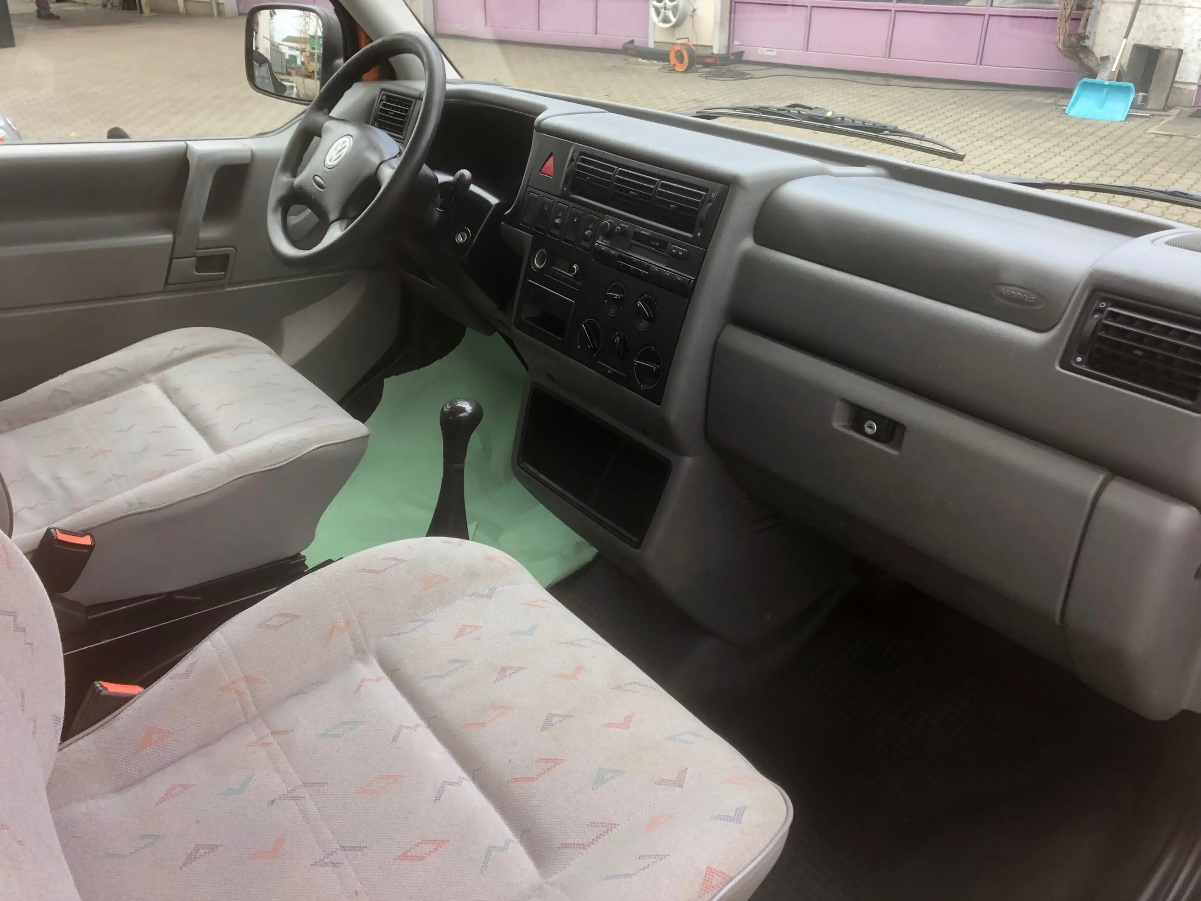 Volkswagen T4 lang — photo 4