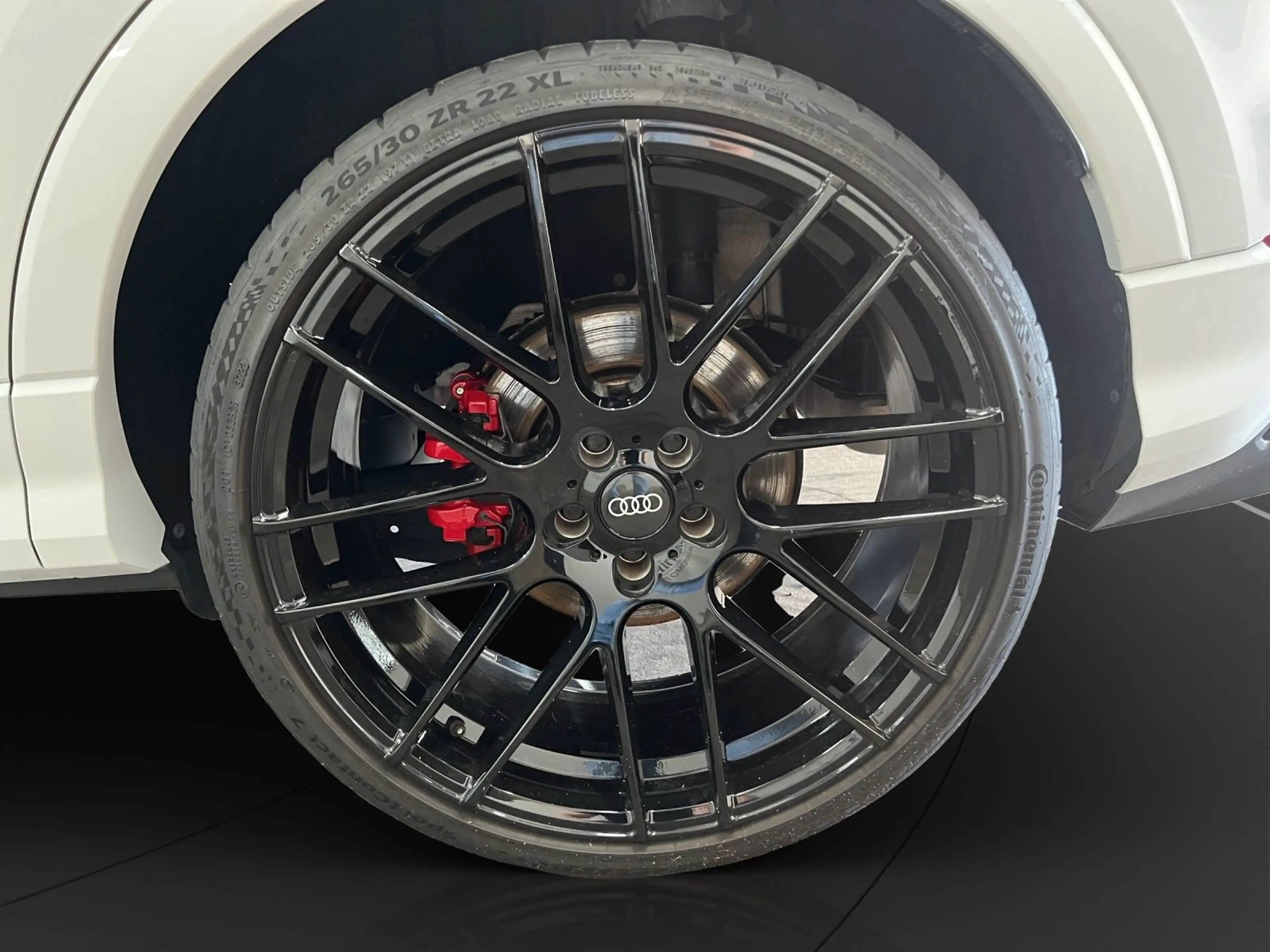 Audi RS Q3 2.5 TFSI qu. AHK LM 22" LED Nappa 360 — photo 12