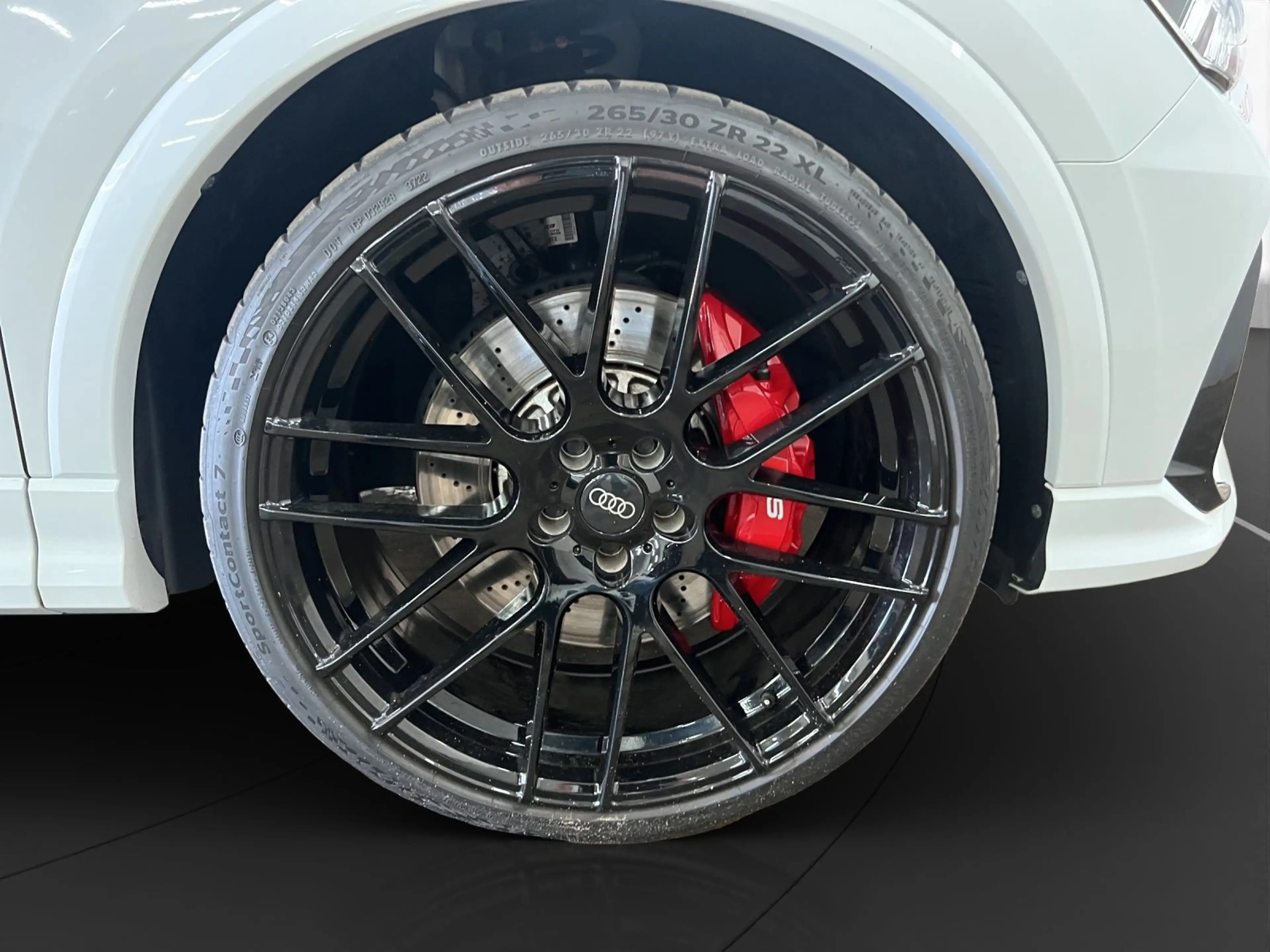 Audi RS Q3 2.5 TFSI qu. AHK LM 22" LED Nappa 360 — photo 13