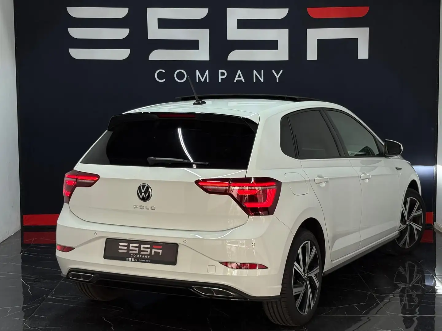 Volkswagen Polo 1.0 TSI R-Line Pano IQ CarPlay DSG Matrix Wit - 2
