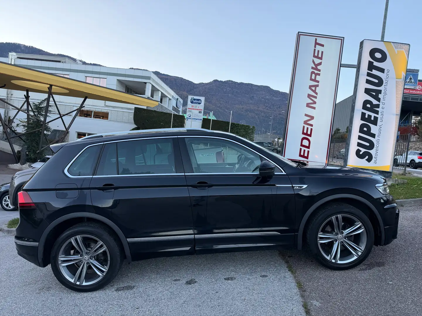 Volkswagen Tiguan Tiguan 2.0 tdi Advanced R-Line 4motion 150cv dsg Noir - 1