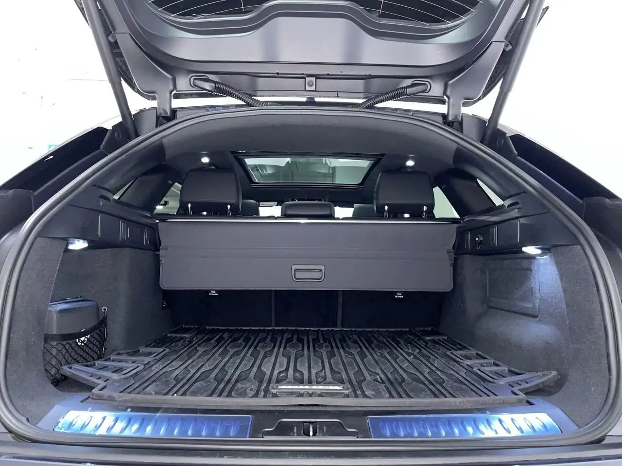 Land Rover Range Rover Velar снимка Land Rover Range Rover Velar