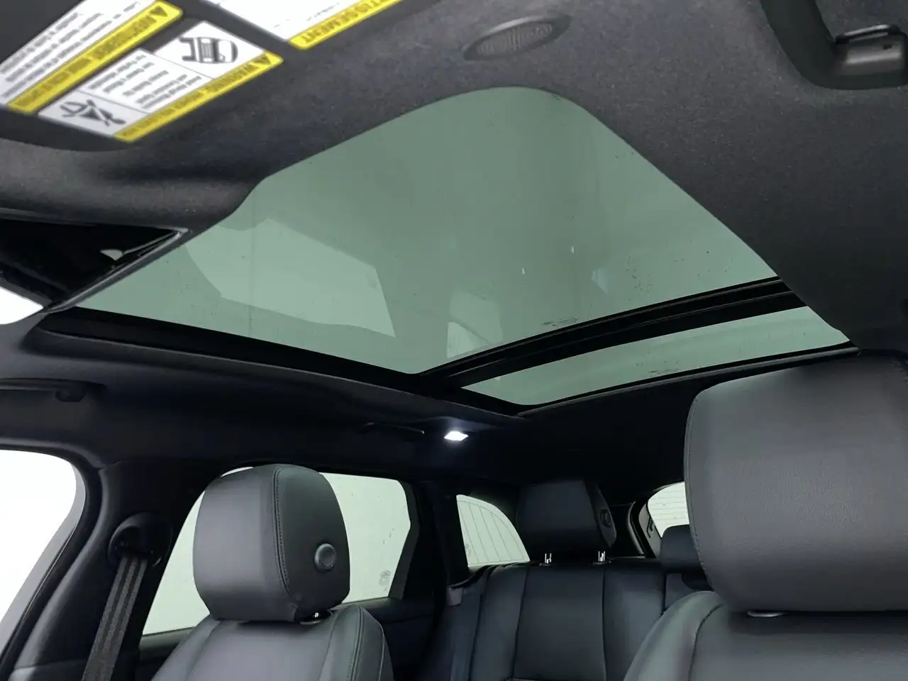 Land Rover Range Rover Velar снимка Land Rover Range Rover Velar