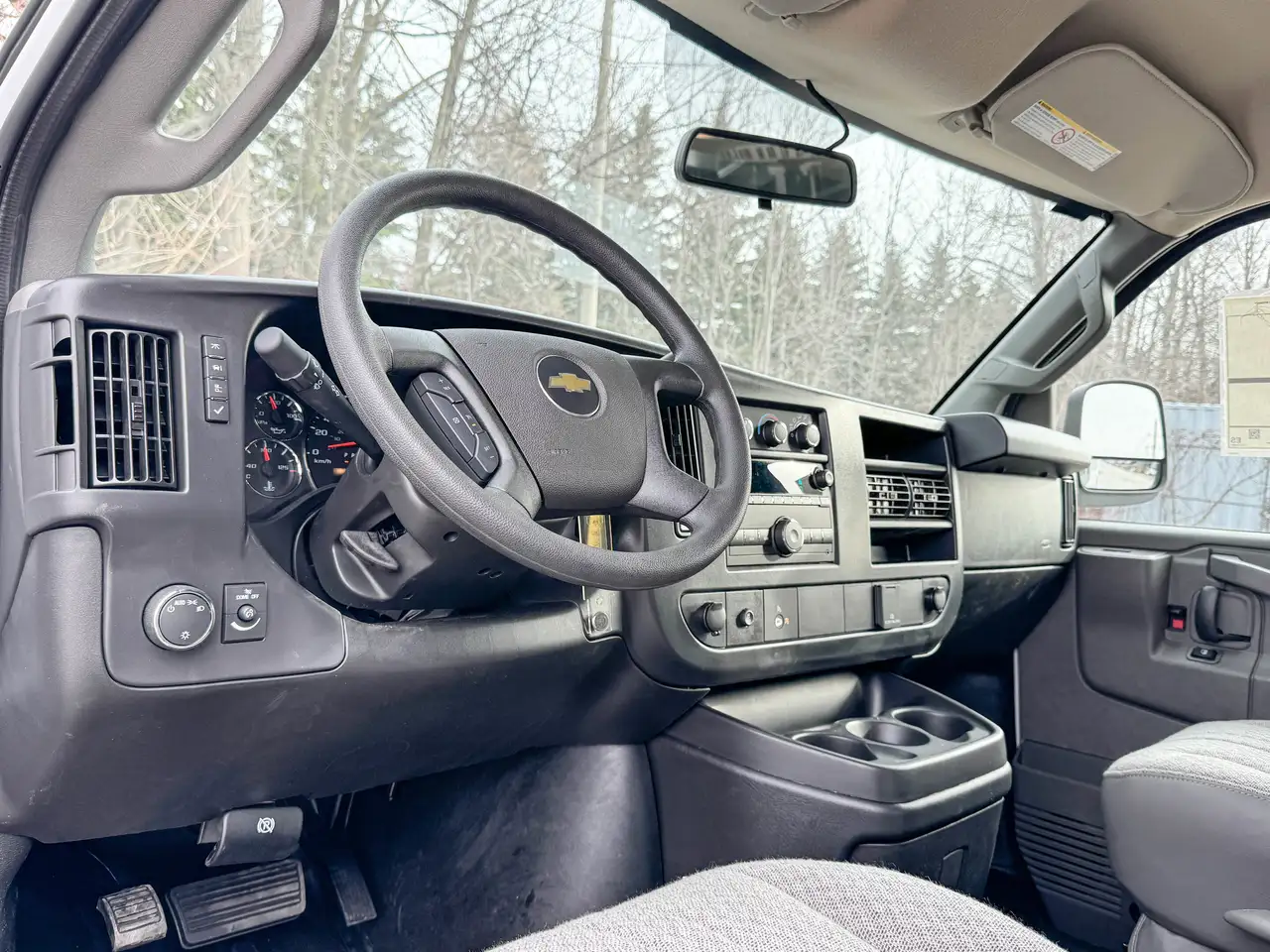 Chevrolet Express 3500 снимка Chevrolet Express 3500