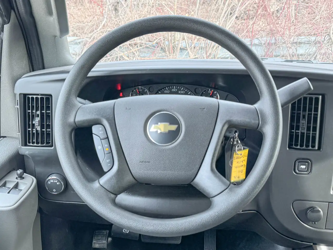 Chevrolet Express 3500 снимка Chevrolet Express 3500