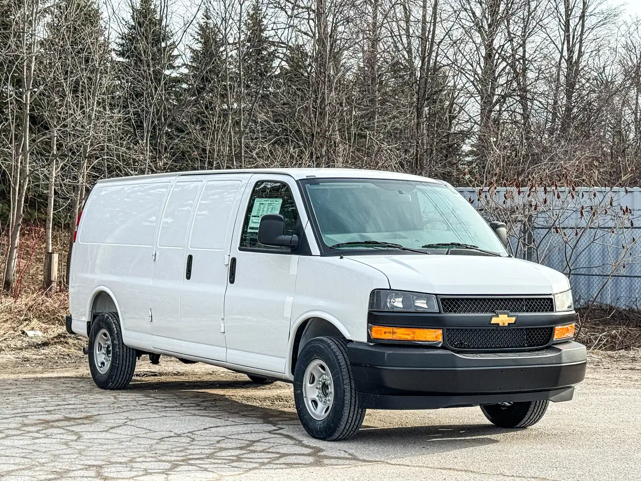 Chevrolet Express 3500 снимка Chevrolet Express 3500