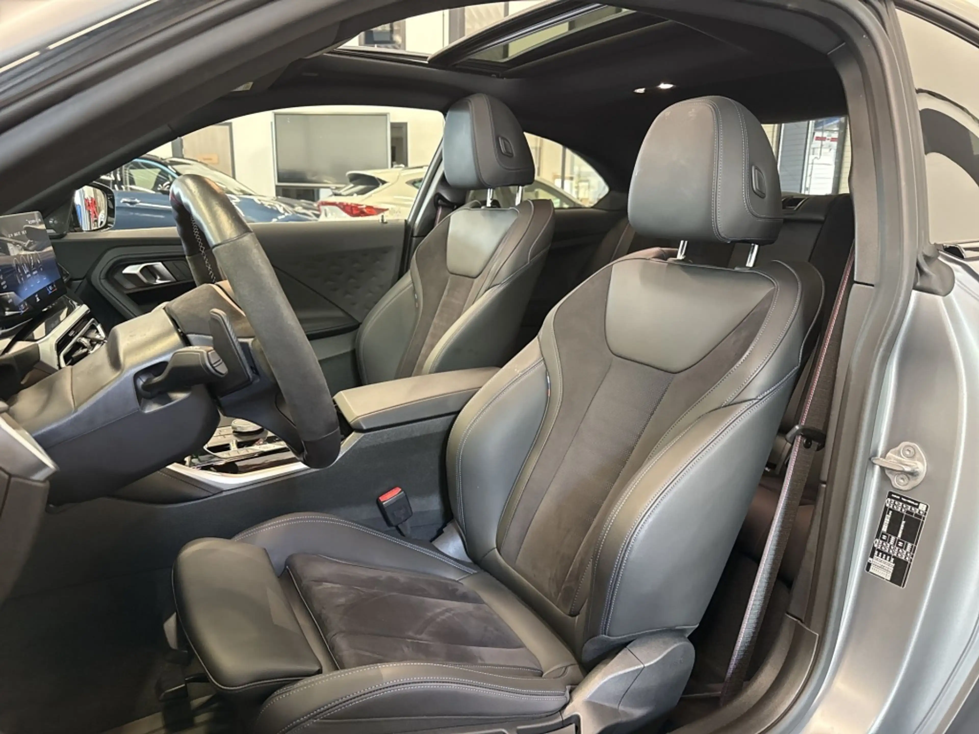 BMW 230 2-serie Coupé 230i | M-SPORT | PANO | 20 INCH | HA — photo 4