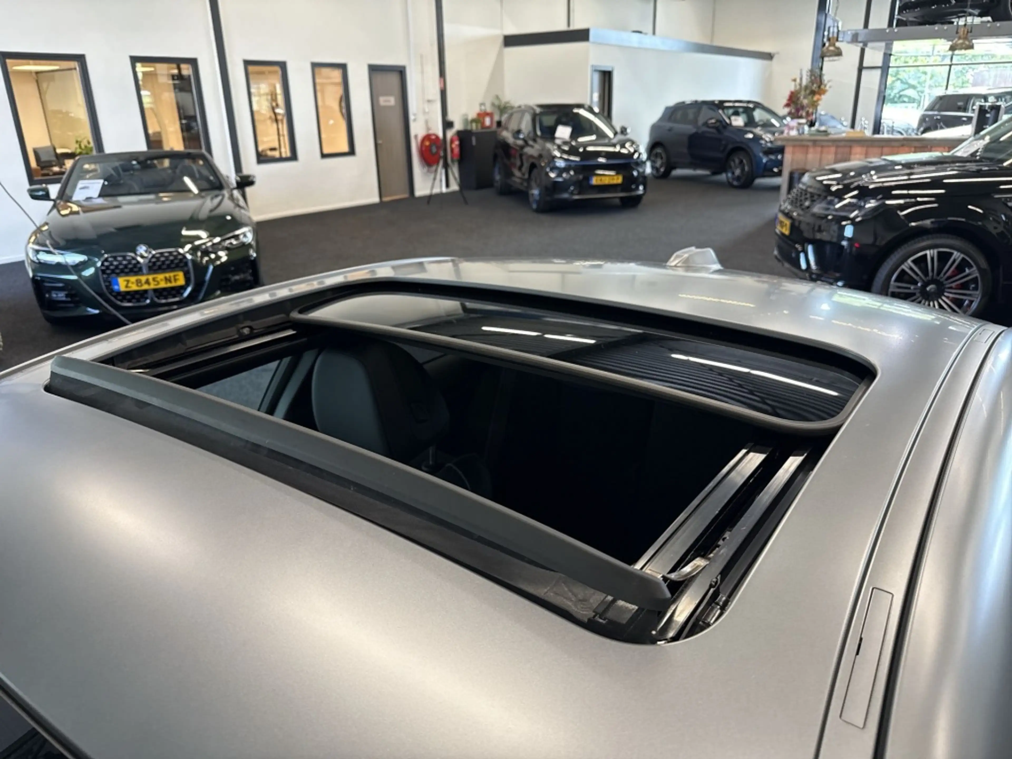 BMW 230 2-serie Coupé 230i | M-SPORT | PANO | 20 INCH | HA — photo 5
