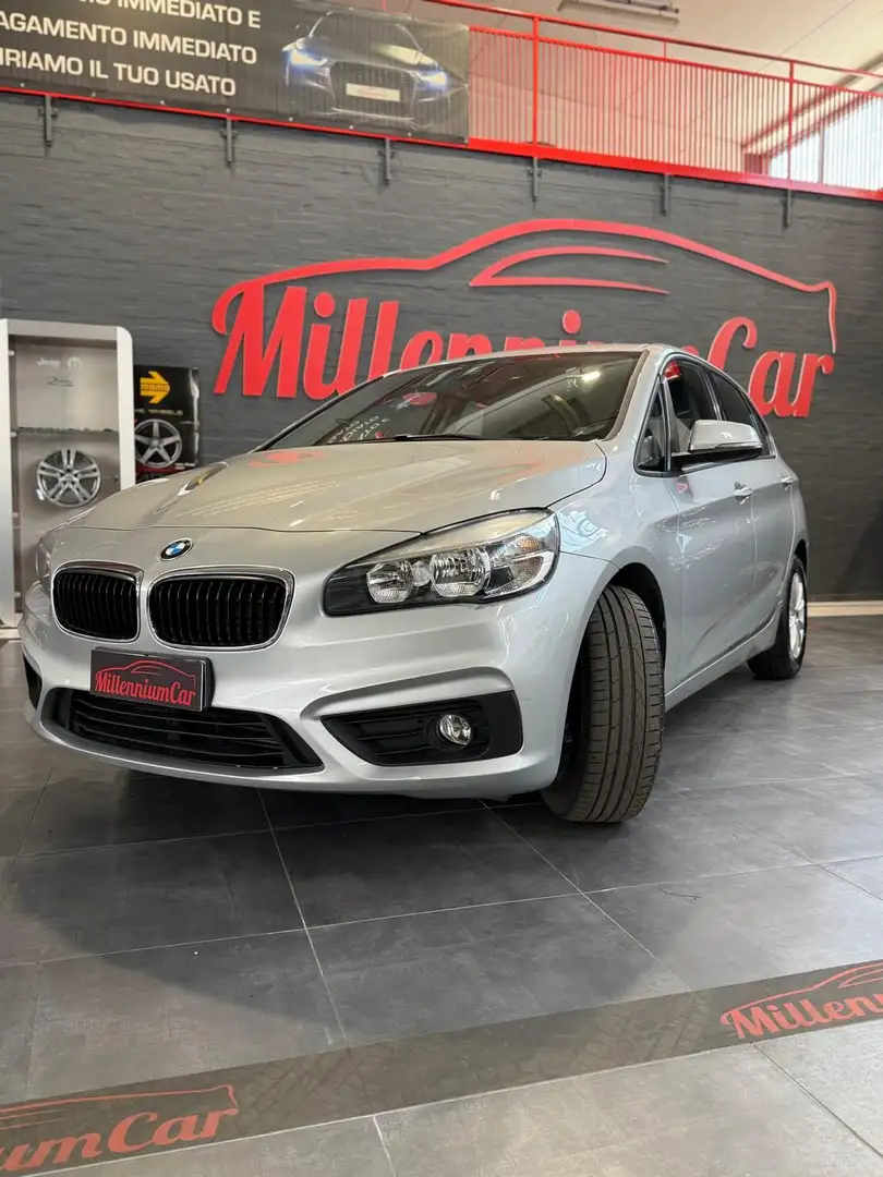 BMW 216 216d Active Tourer Grigio - 2