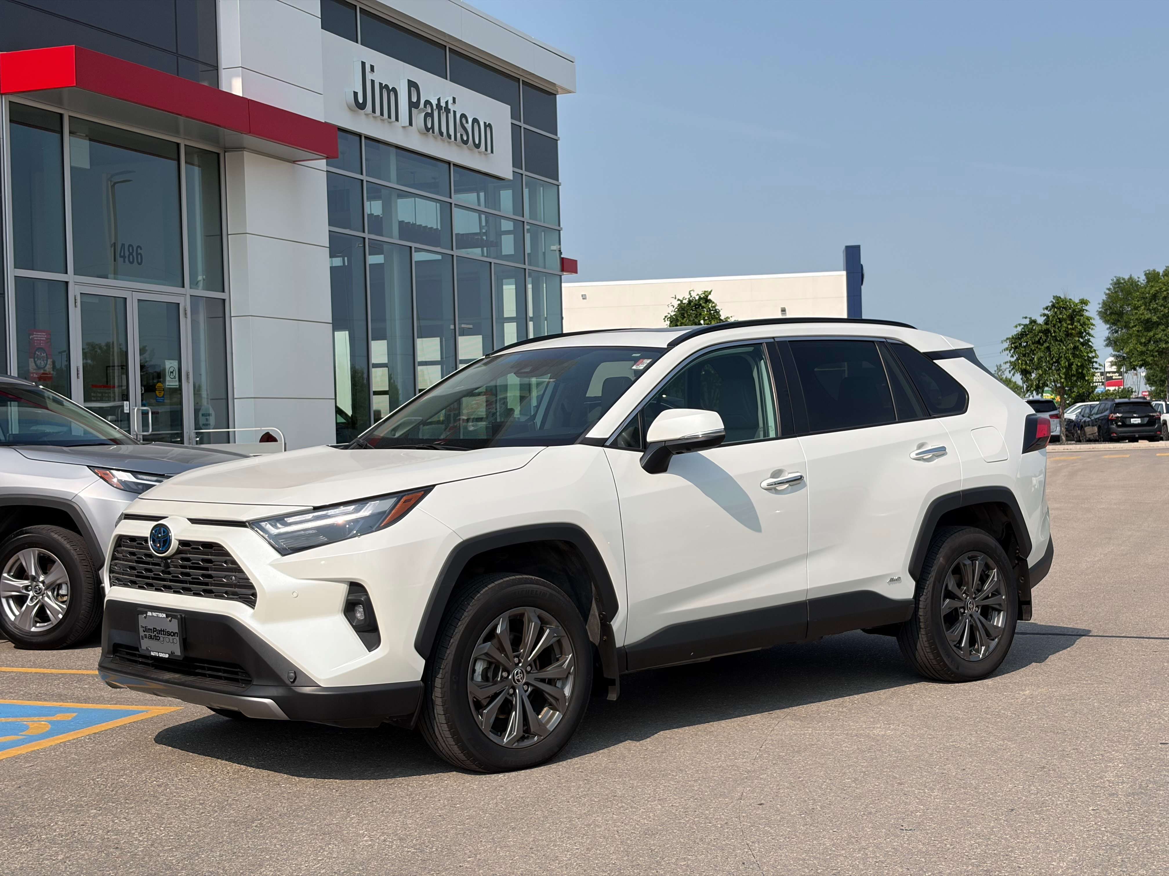 2022 Toyota RAV4 Hybrid Limited AWD