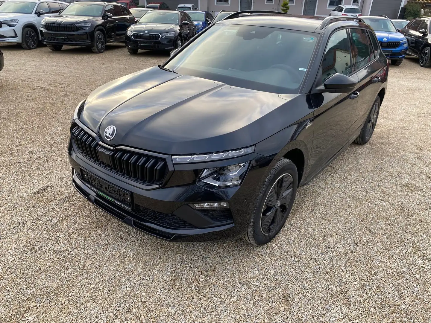 Skoda Kamiq Monte Carlo DSG AHK-Vorb.*Navi*Matrix*ACC*Panorama Nero - 2