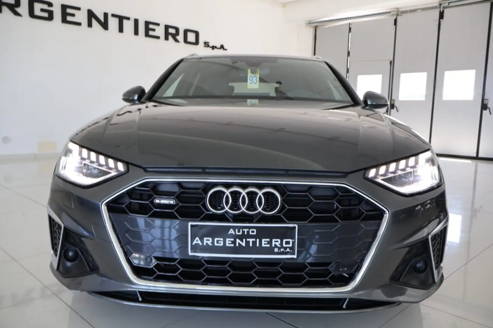 Audi A4 Avant 40 TDI quattro S tronic S line edition Grigio - 2