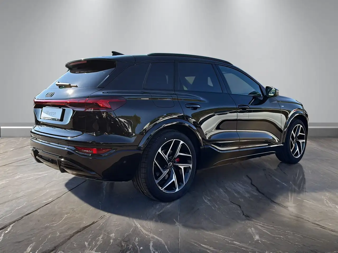 Audi Q6 e-tron performance TECH PLUS+AHK+PANO+BT+ 14