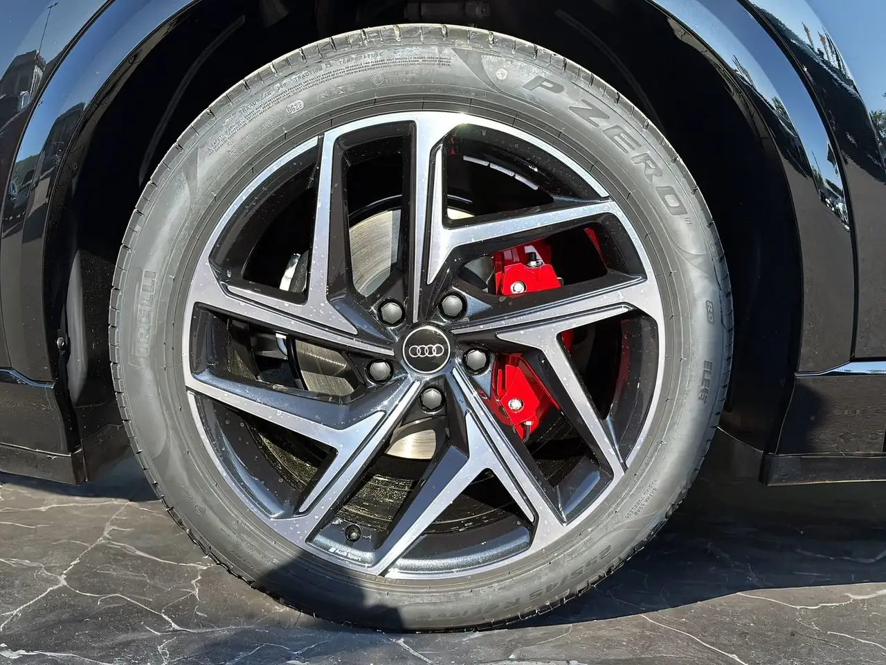 Audi Q6 e-tron performance TECH PLUS+AHK+PANO+BT+ 4