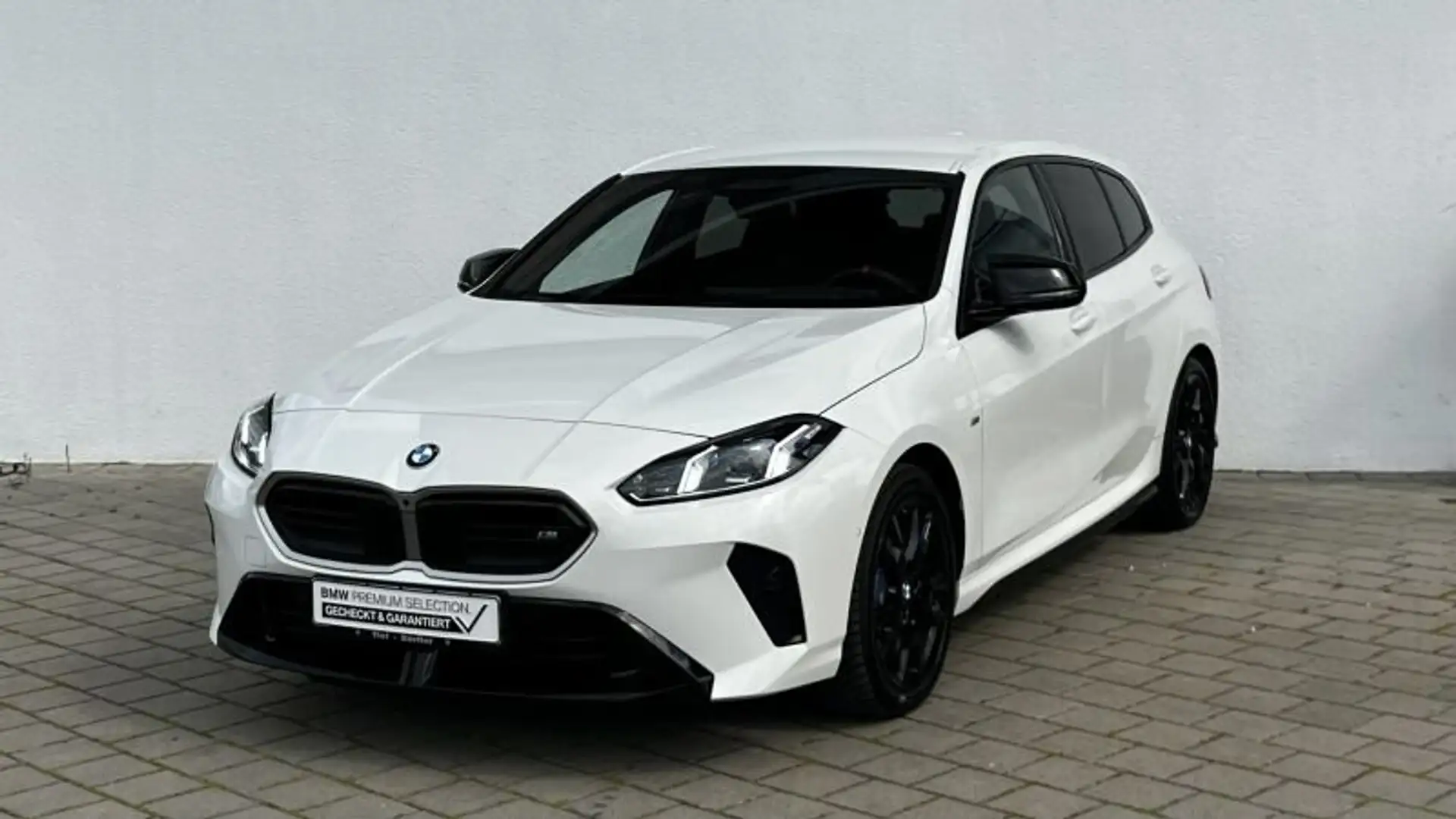 BMW 135 M xDrive SAG AHK/360/MEMO/HUD/K-ZUG/LHZ/PRIVA Blanc - 2