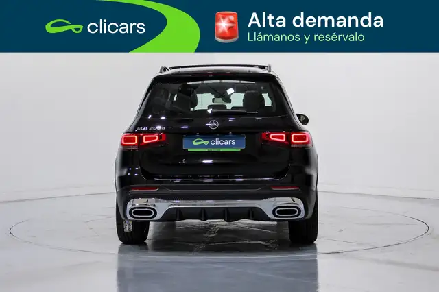 Mercedes-Benz GLB view 4