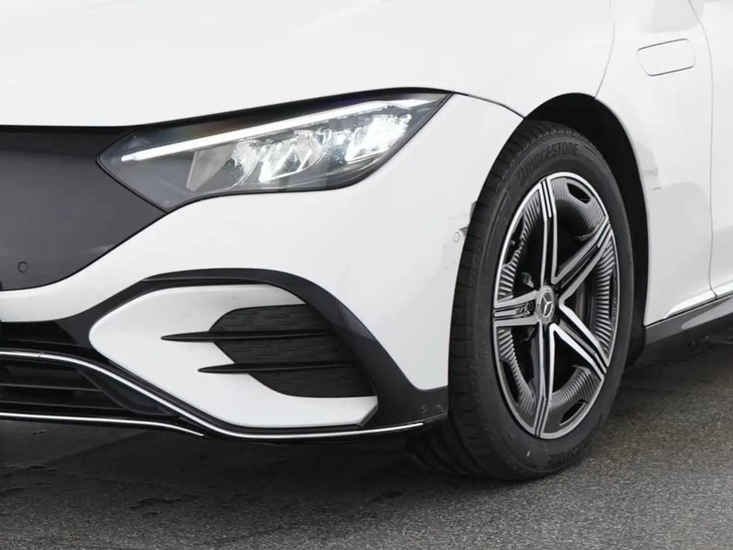 Mercedes-Benz EQE 300 AMG 2x+Pano+AdvancedPlus+Distro+Memory Blanco - 2
