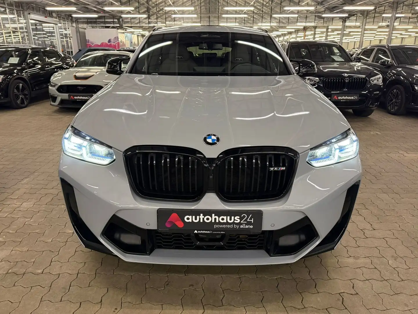 BMW X4 M xDrive Competition Laser|HarmanKardon|Pano Grau - 2