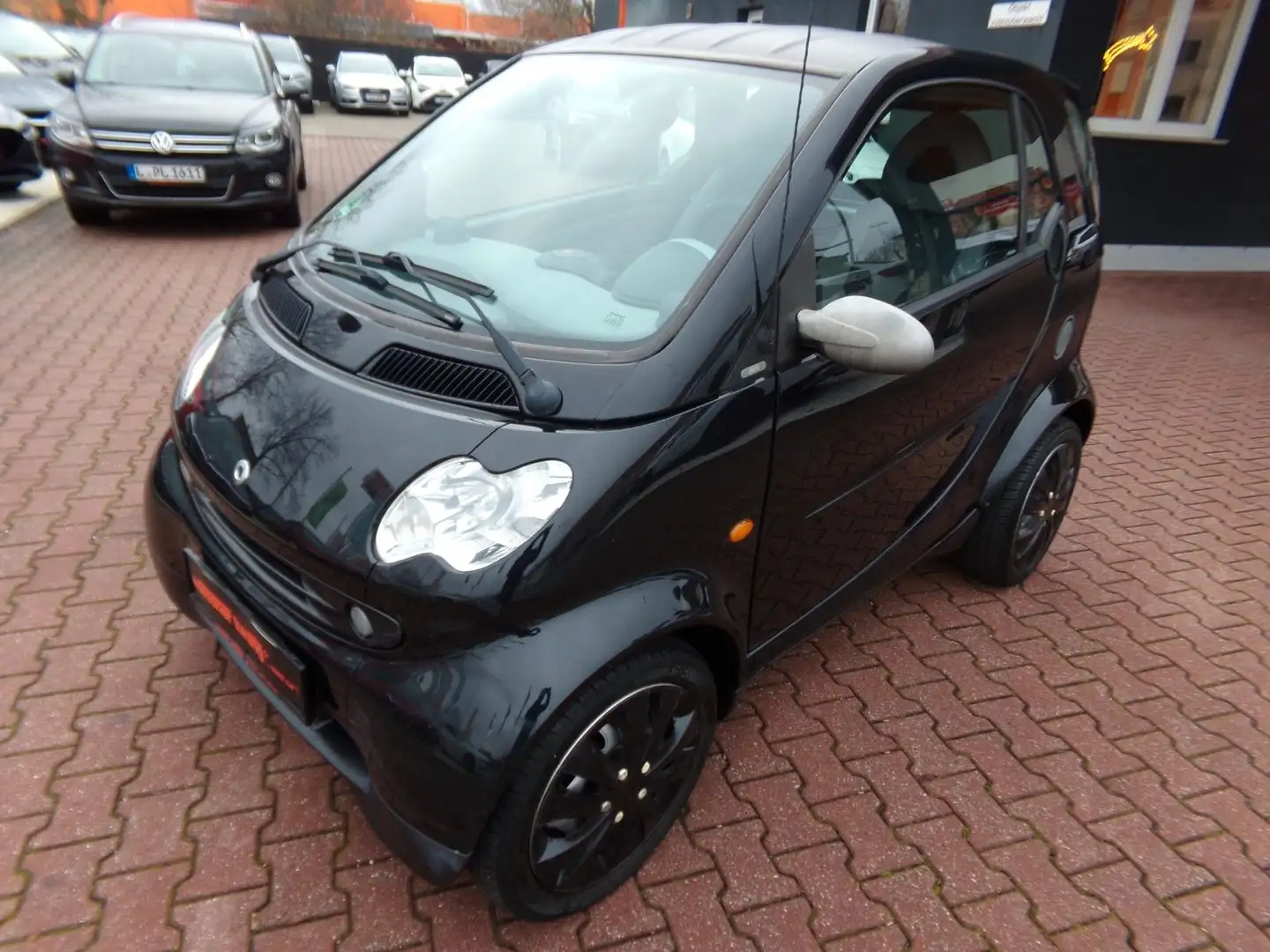 smart forTwo coupe Basis , Viele Neuteile Schwarz - 2