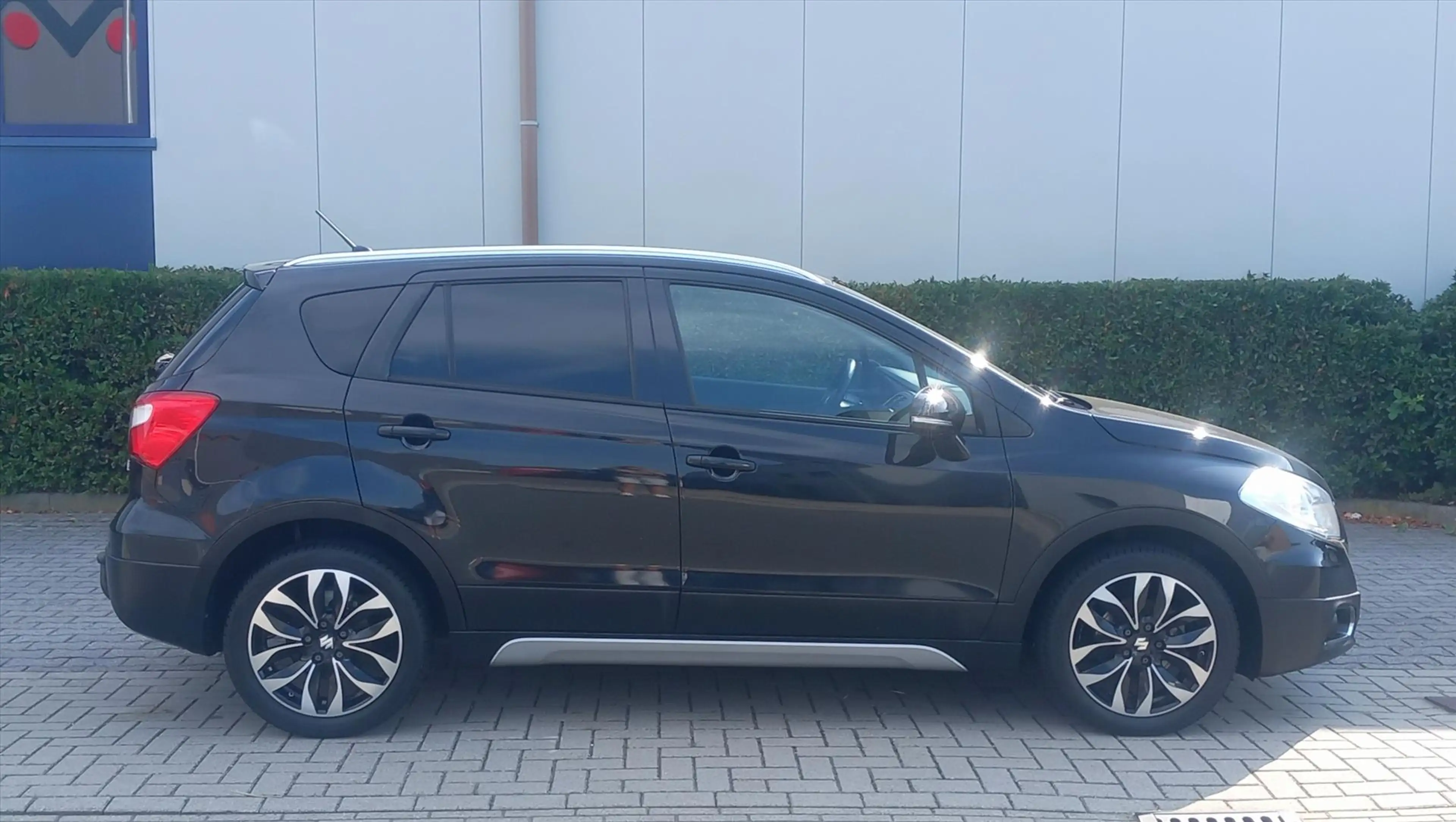 Suzuki SX4 S-Cross 1.6 VVT 120pk 2WD S&amp;S High Executive — photo 3