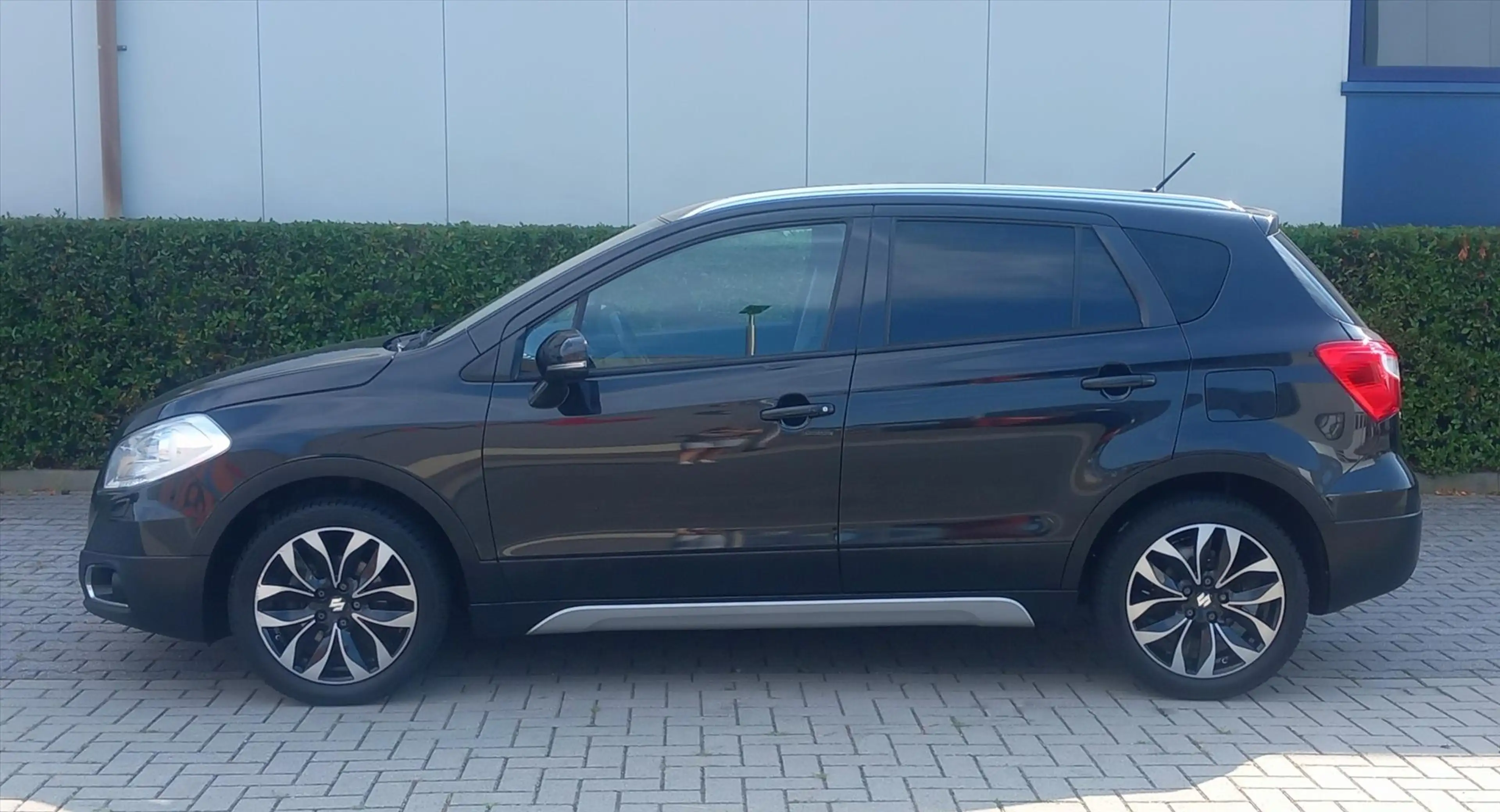 Suzuki SX4 S-Cross 1.6 VVT 120pk 2WD S&amp;S High Executive — photo 4