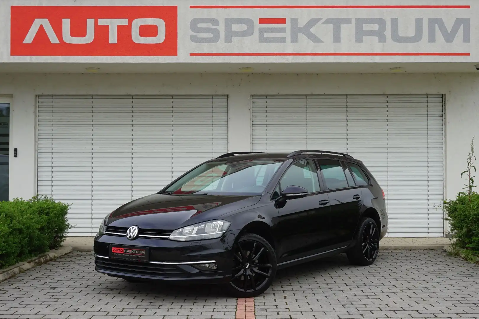 Volkswagen Golf Variant Comfortline TDI DSG | € 117 mtl | AHK | ACC | Schwarz - 1