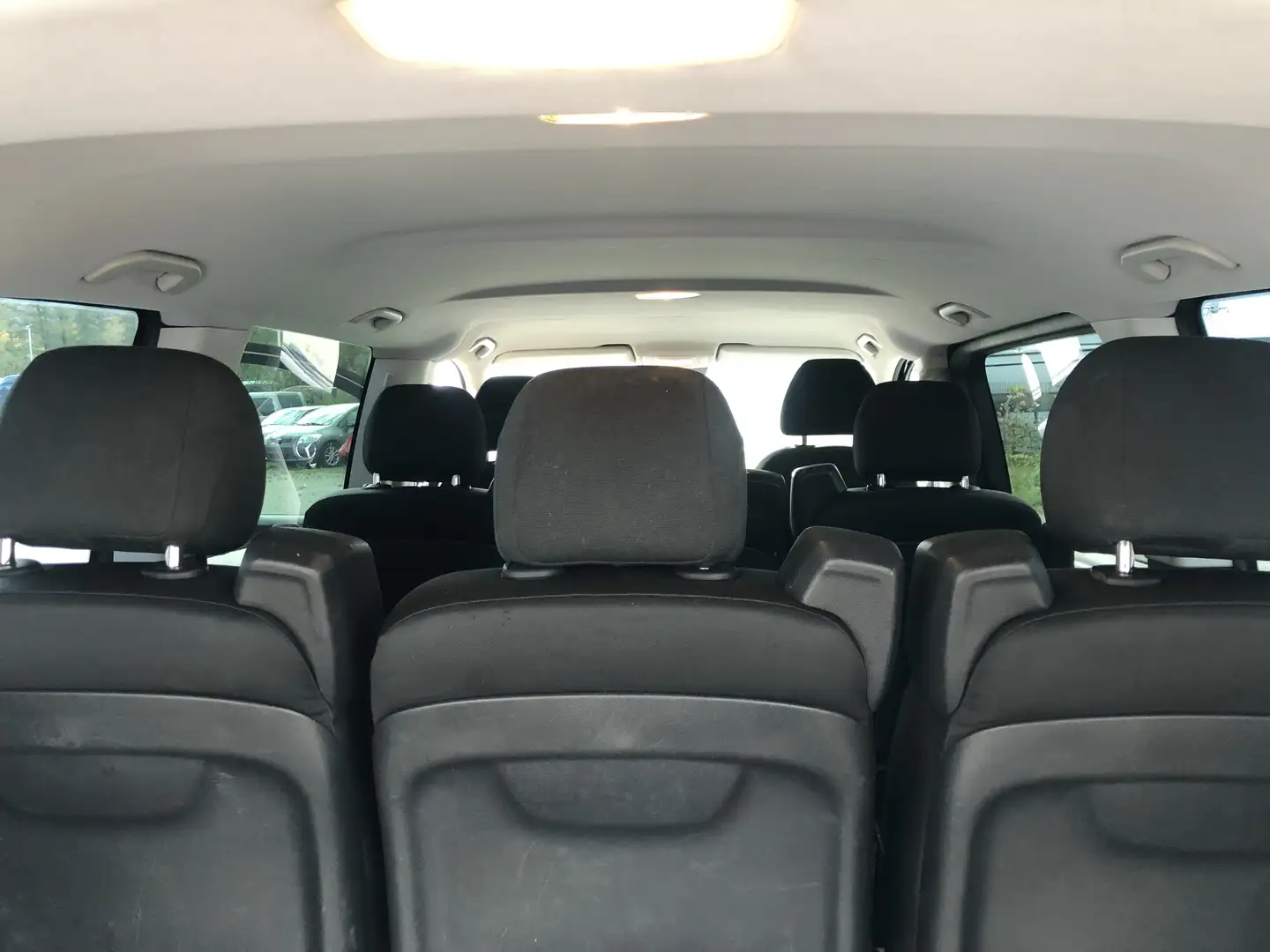 Mercedes-Benz Vito 116 CDI Tourer Lang, 8 Sitze, AHK, LED Schwarz - 2