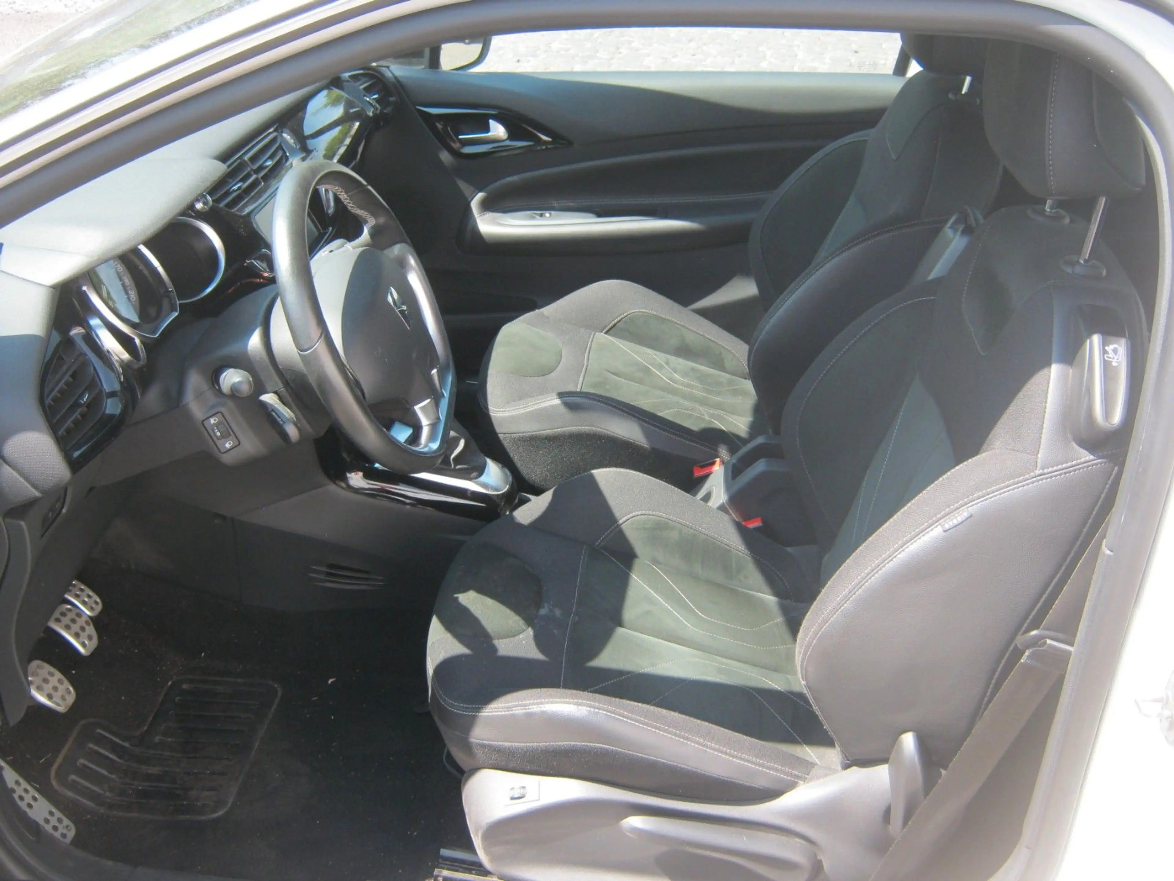 DS Automobiles DS 3 DS 3 Sport Chic,1.Hand,Scheckheft gepf. — photo 10