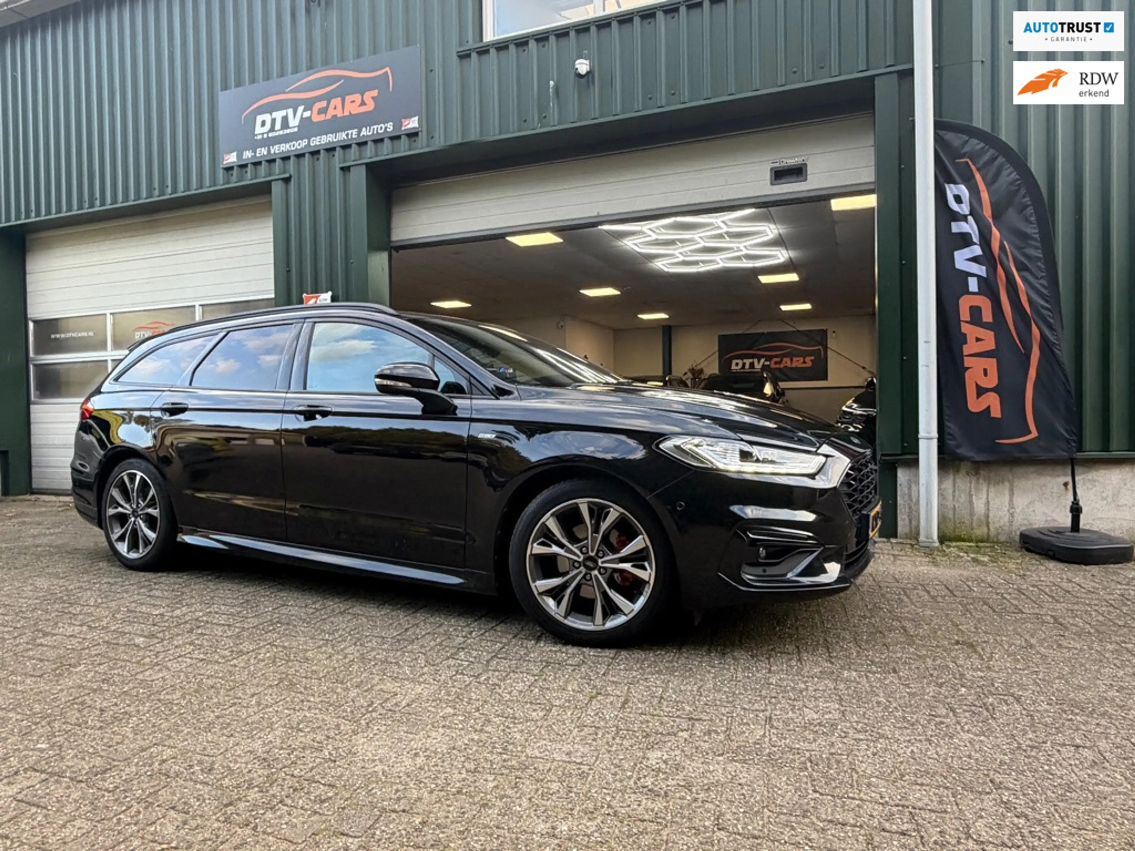 Ford Mondeo Wagon 2.0 IVCT HEV Titanium ST line Pano Full opti
