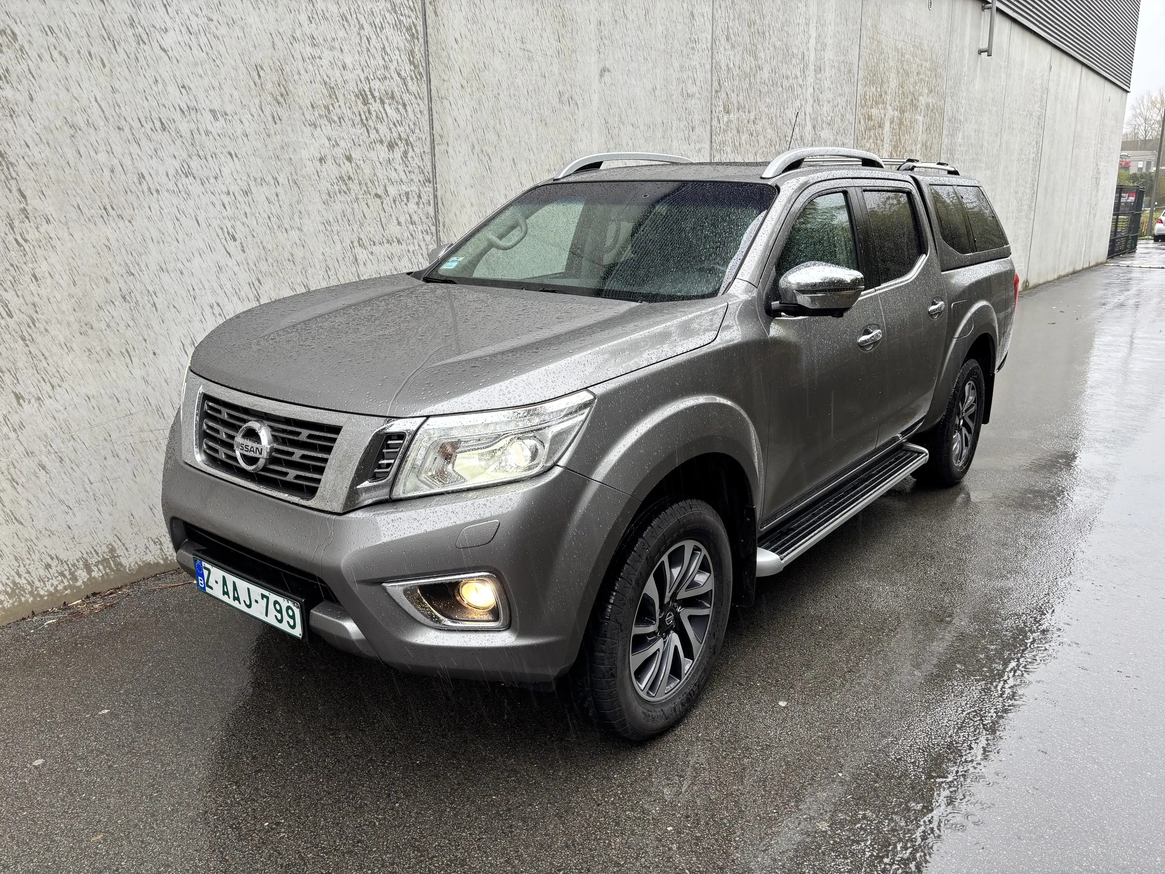 Nissan Navara 2.3 diesel 190 cv Luxury full options TVAC