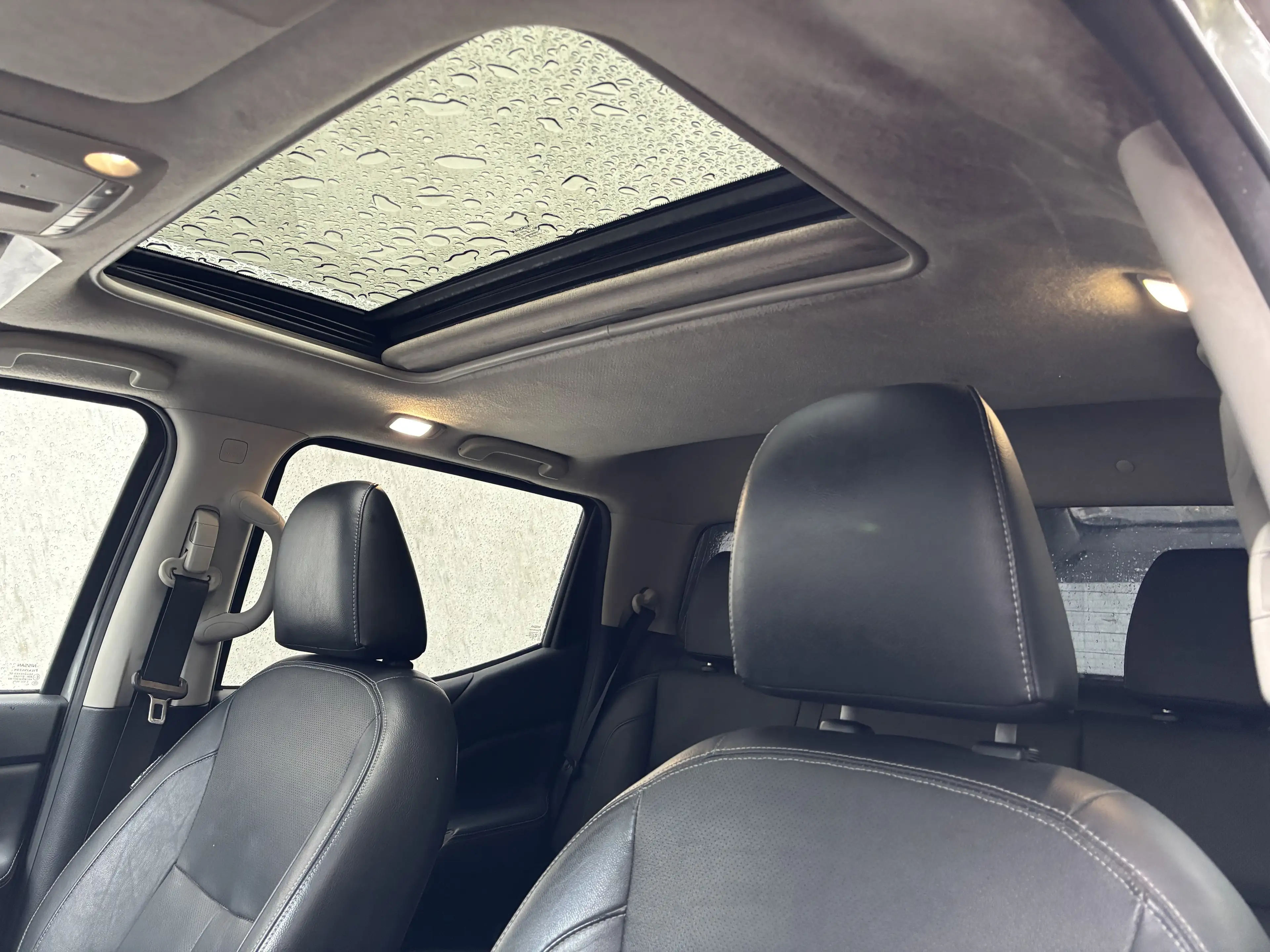 Nissan Navara 2.3 diesel 190 cv Luxury full options TVAC — photo 13