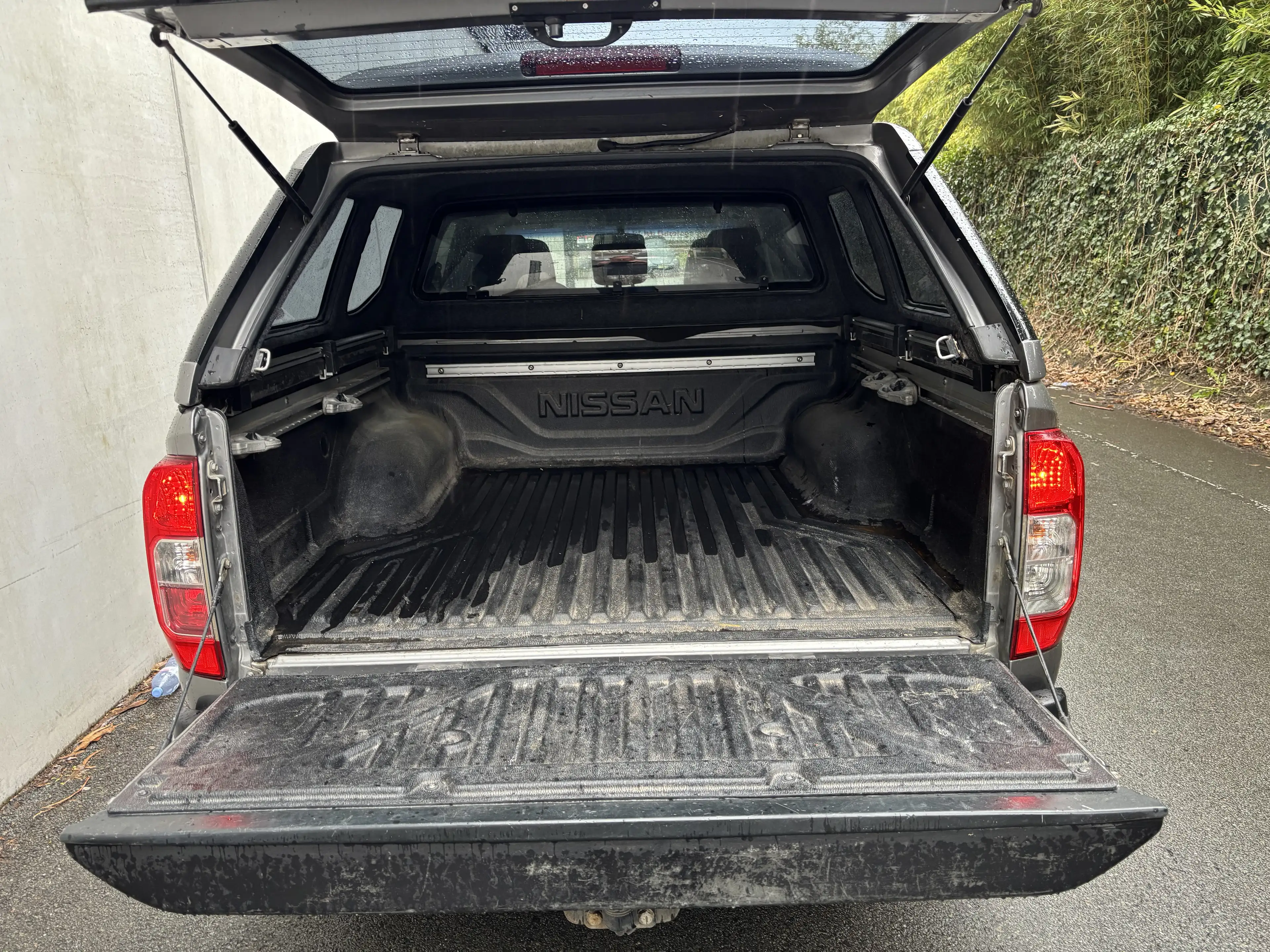 Nissan Navara 2.3 diesel 190 cv Luxury full options TVAC — photo 8