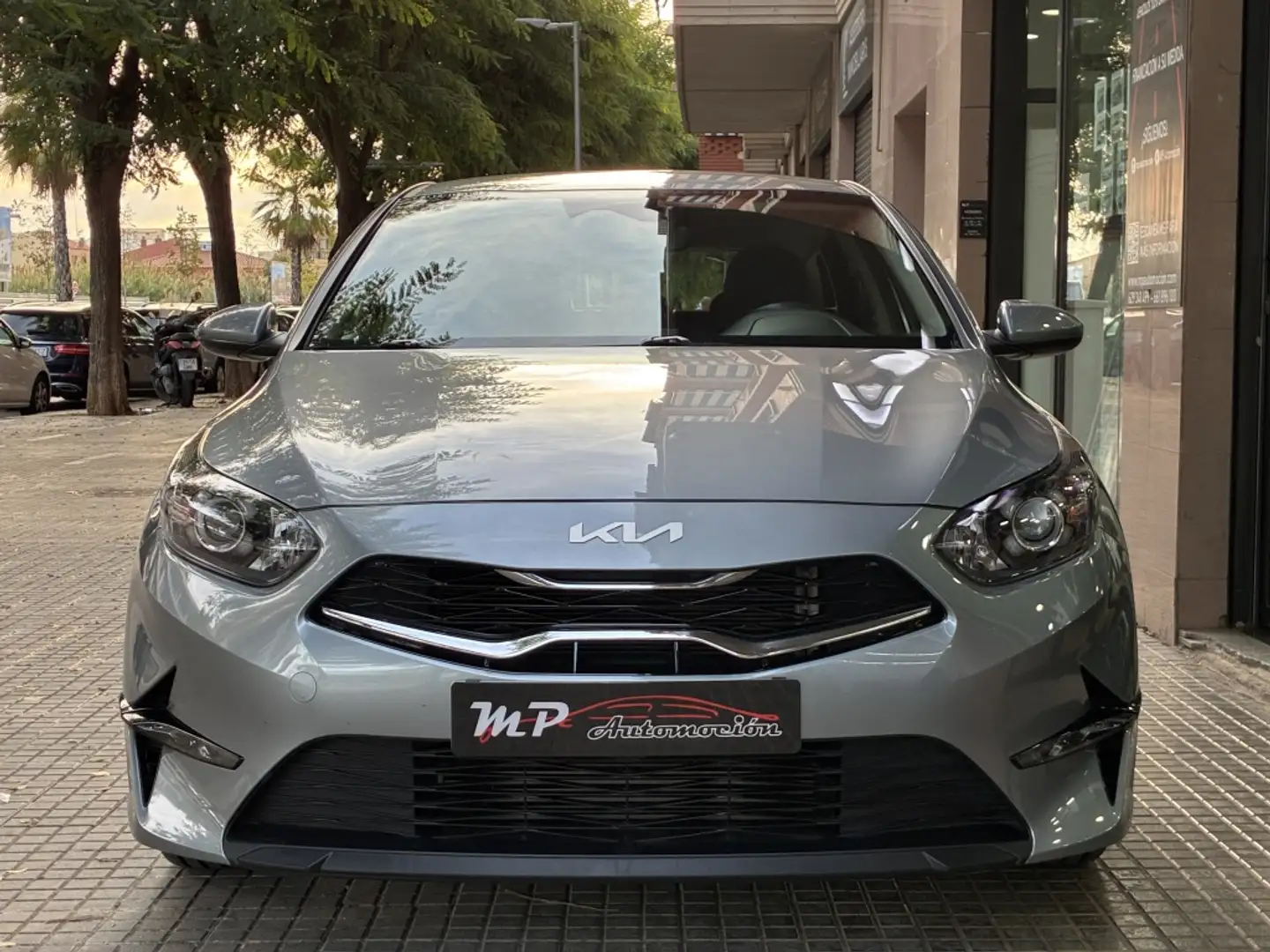 Kia Ceed / cee'd 1.0 T-GDI Concept 100 Gris - 2