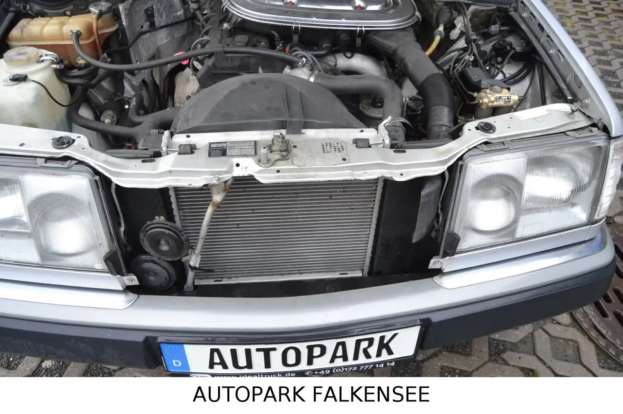Mercedes-Benz 230 CE H-KENNZEICHEN OLDTIMER AUTOMATIK, foto 6